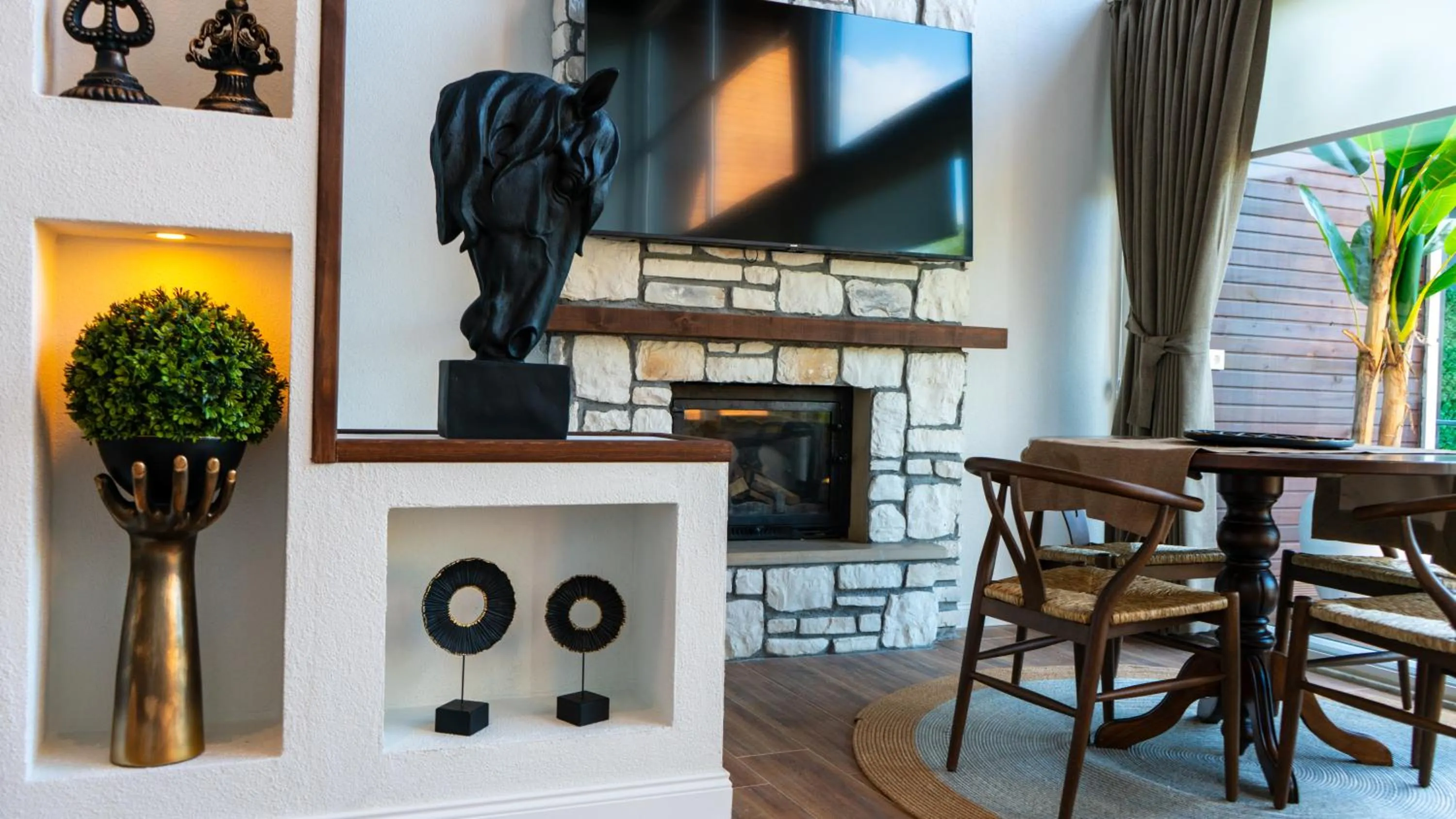 TV and multimedia in Trio Palazio Sapanca