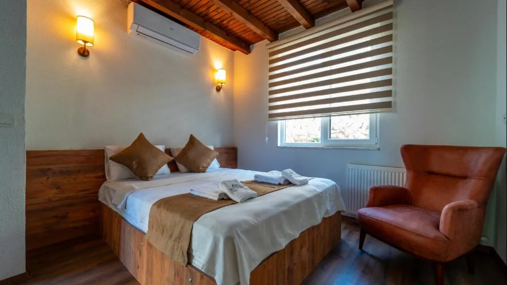 Bed in Trio Palazio Sapanca