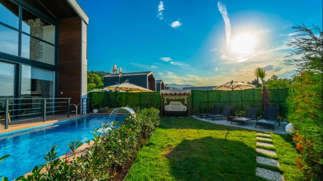 Day in Trio Palazio Sapanca