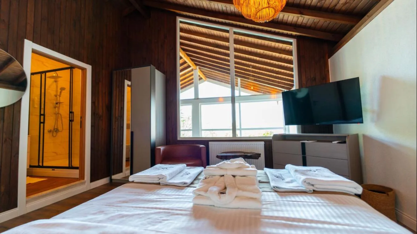 Bed in Trio Palazio Sapanca