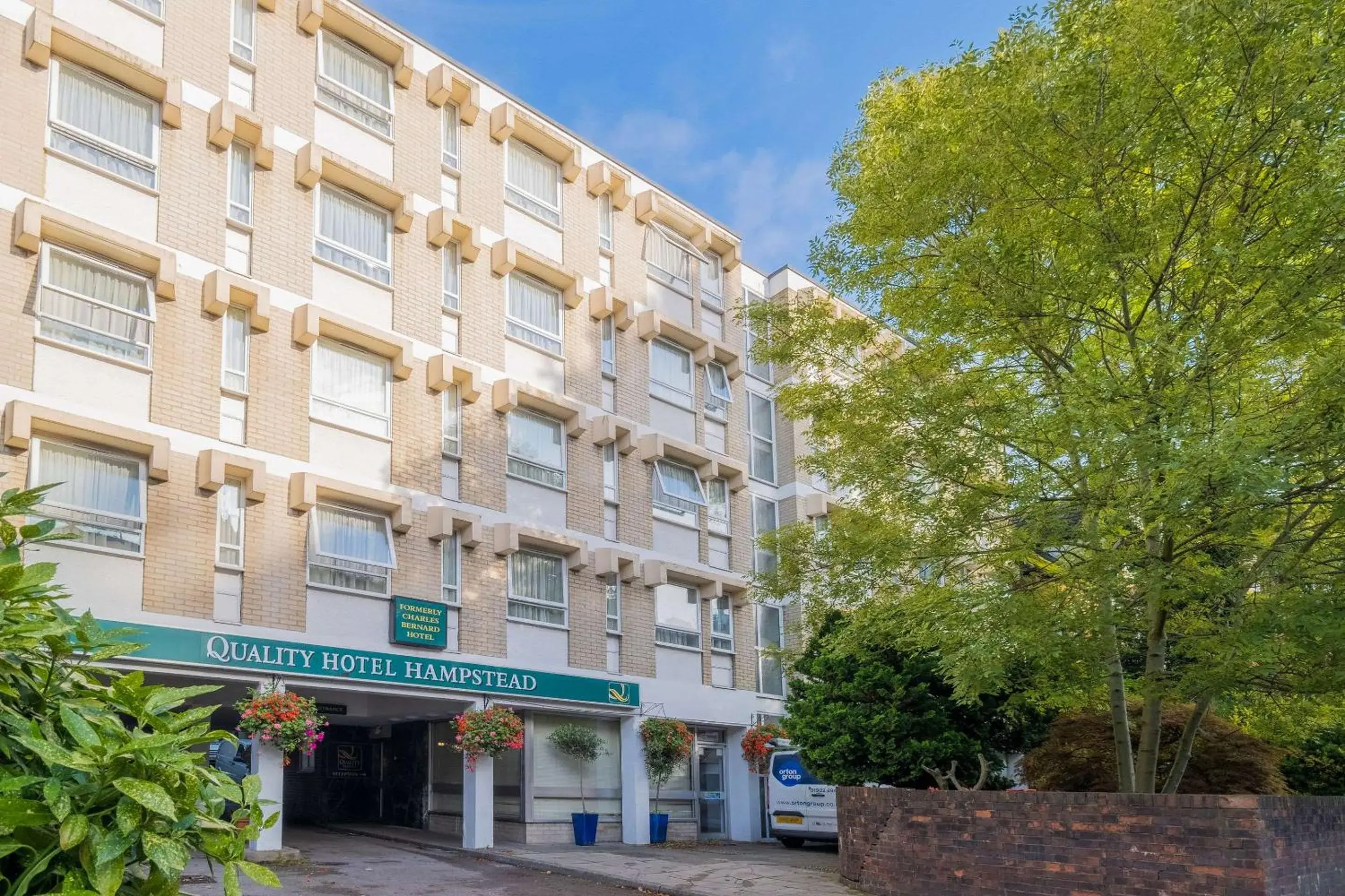 Property building in Quality Hotel Hampstead Property building in Quality Hotel Hampstead