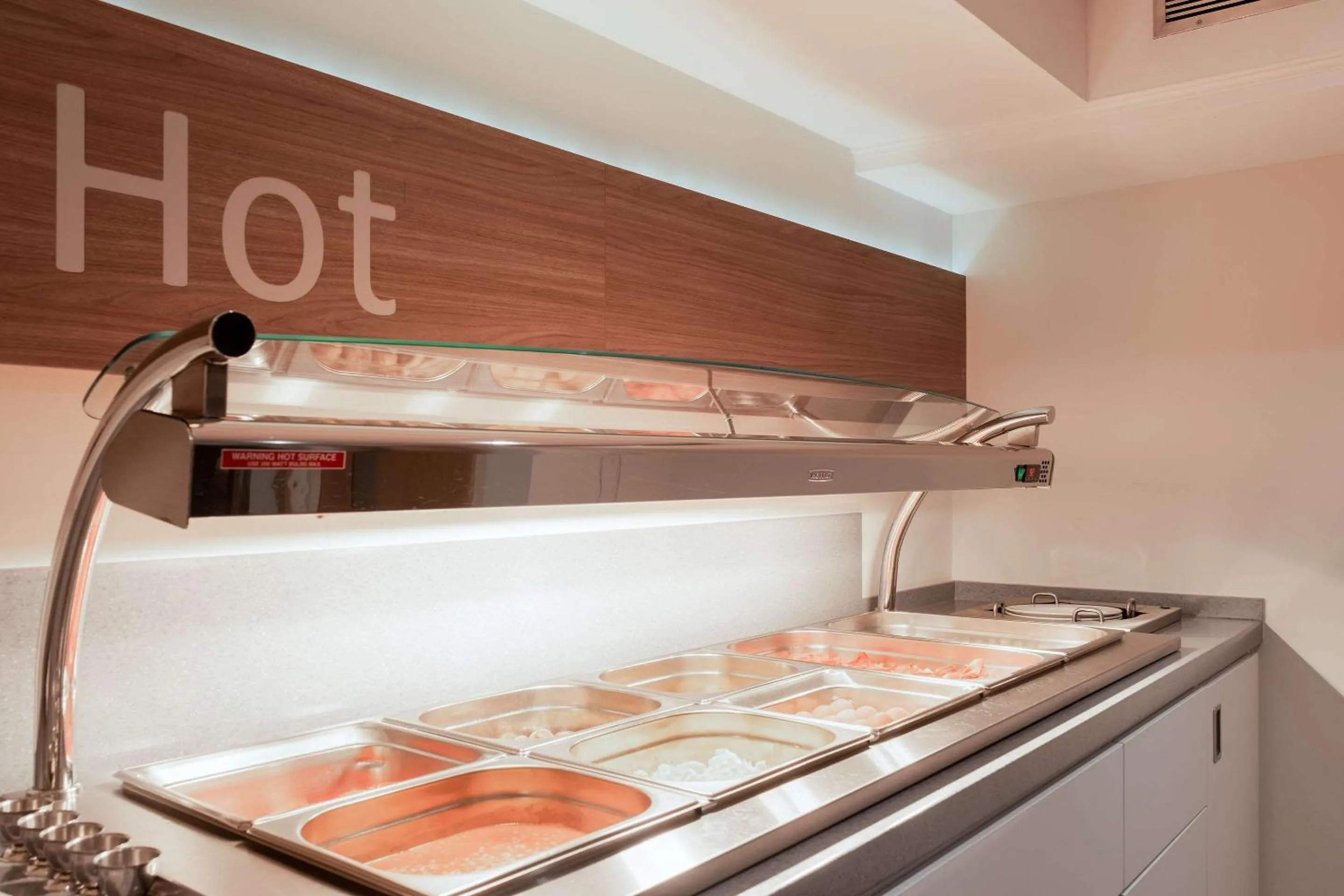 Breakfast in Quality Hotel Hampstead