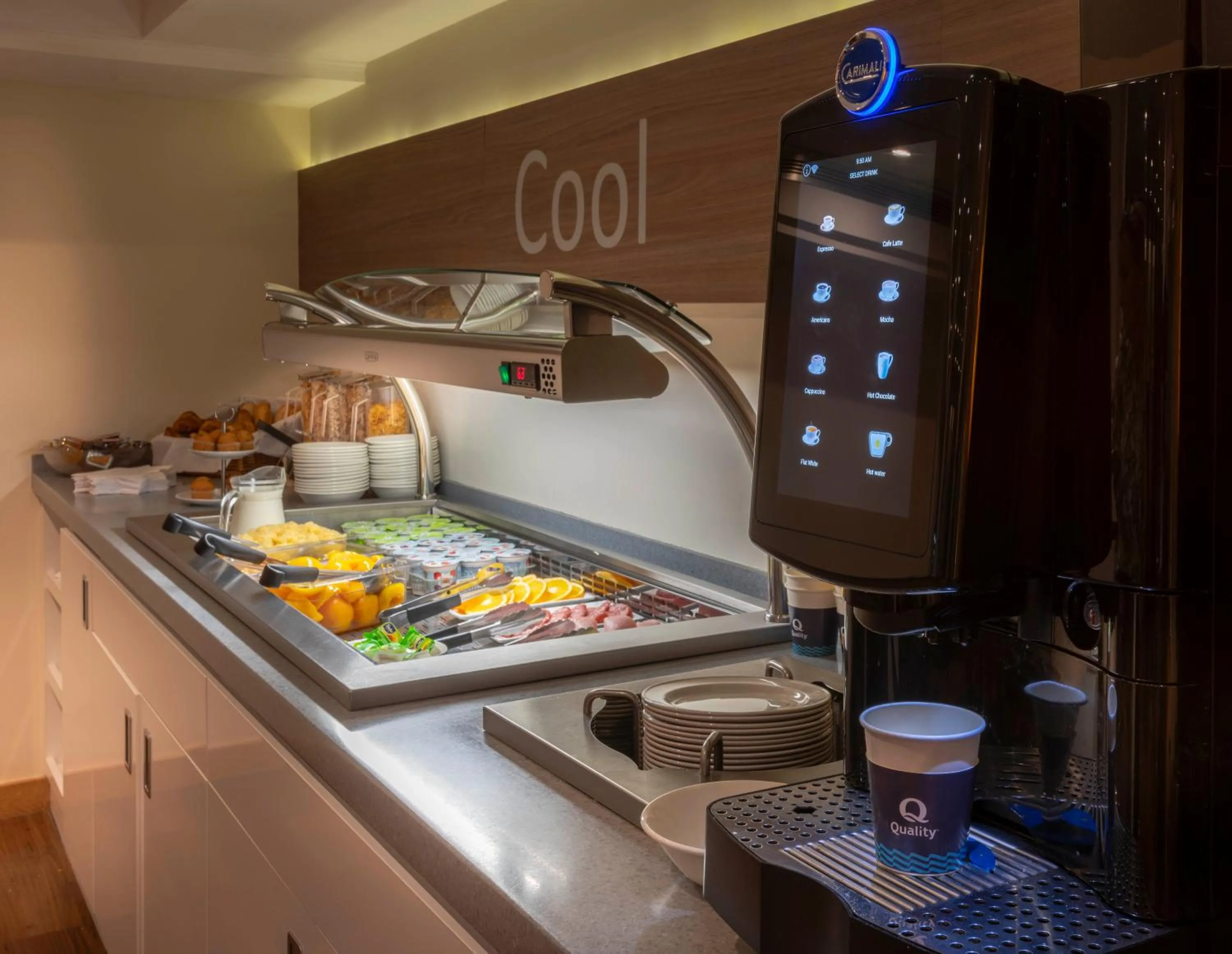 Breakfast in Quality Hotel Hampstead