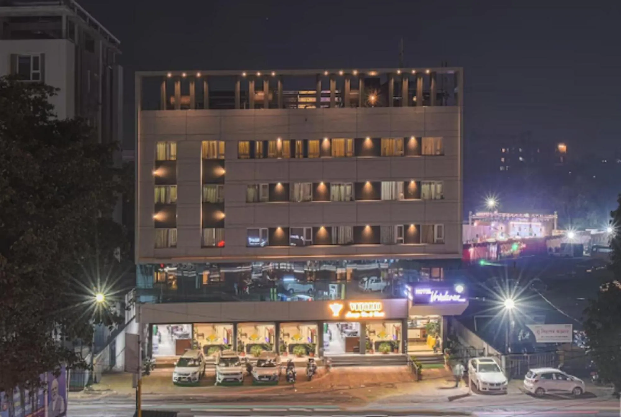 Property building in Hotel Vrindavan Deluxe Kolhapur NEAR CENTRAL BUS STAND