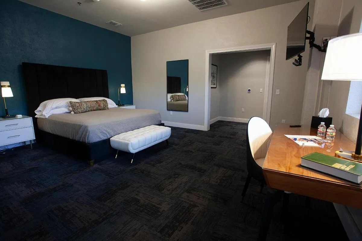 Bed in Greyhound Inn