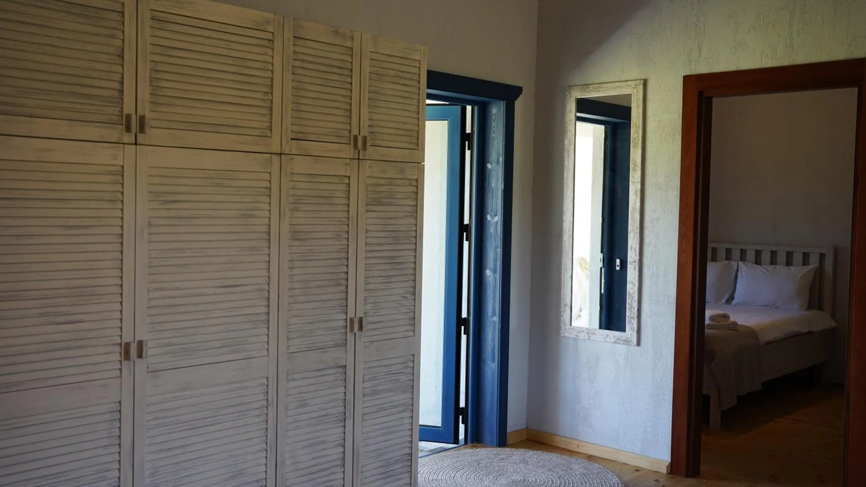 wardrobe, Bed in Hotel Kazak Club