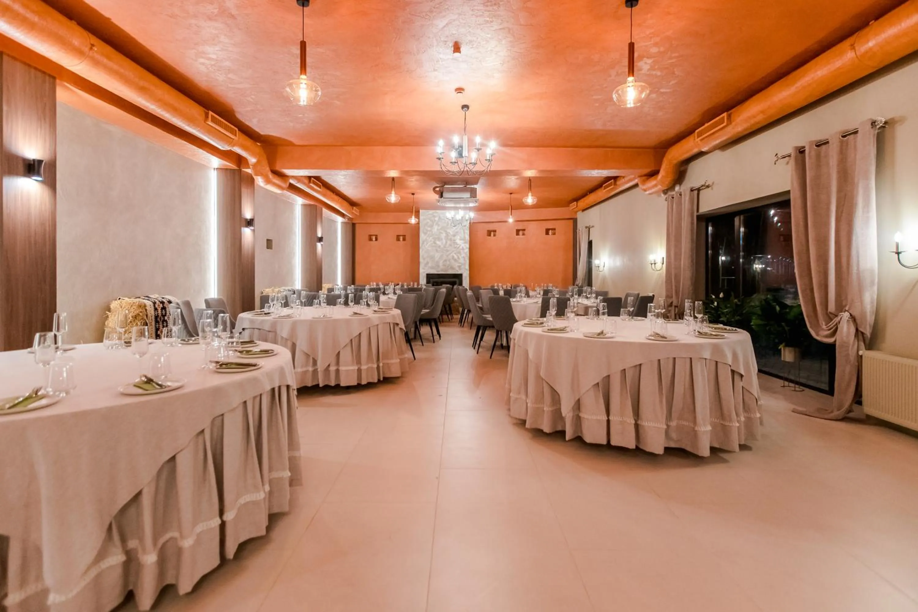 Banquet/Function facilities in Hotel Kazak Club