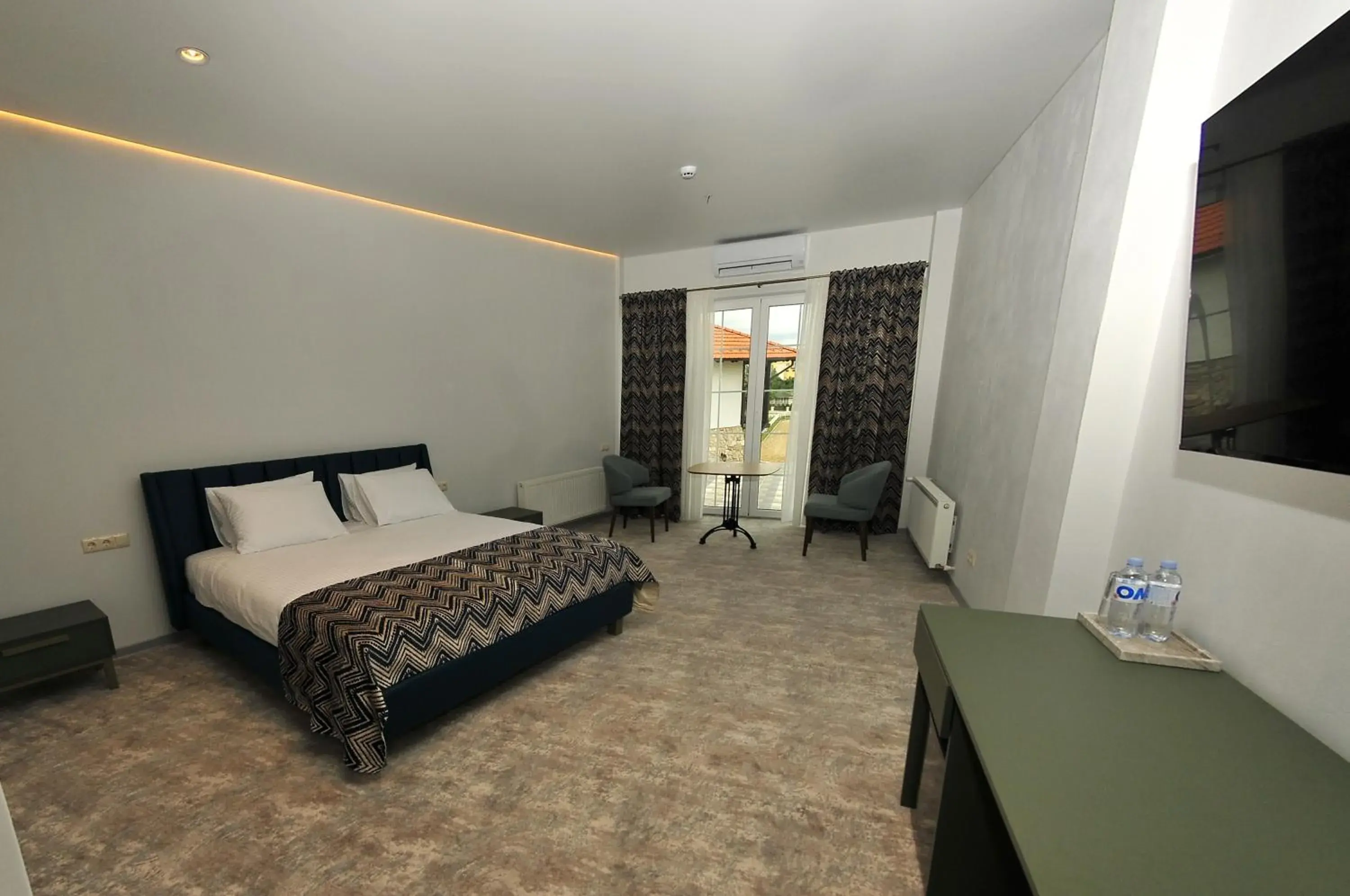 Suite with Balcony - single occupancy in Hotel Kazak Club Suite with Balcony - single occupancy in Hotel Kazak Club