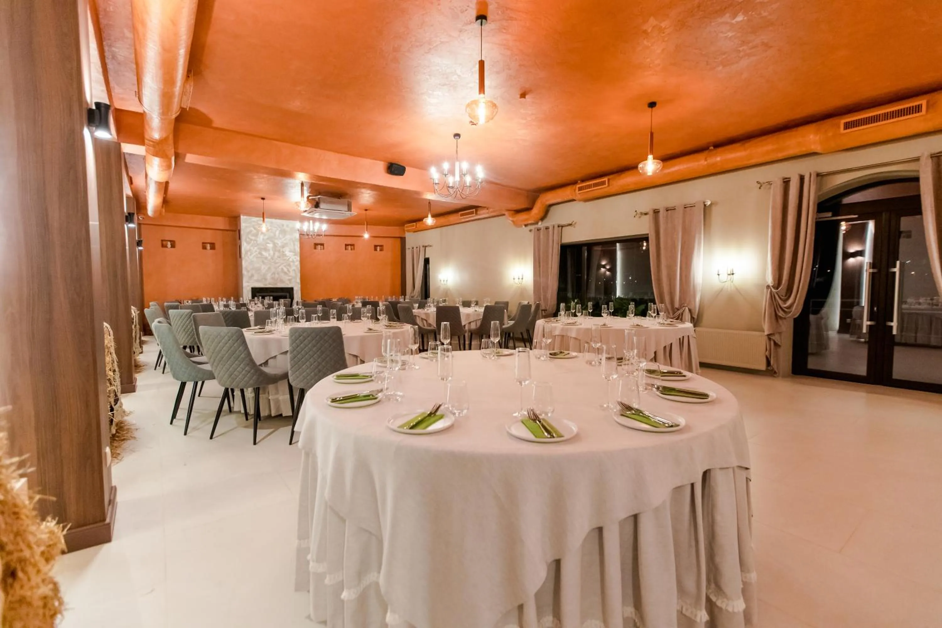 Banquet/Function facilities in Hotel Kazak Club