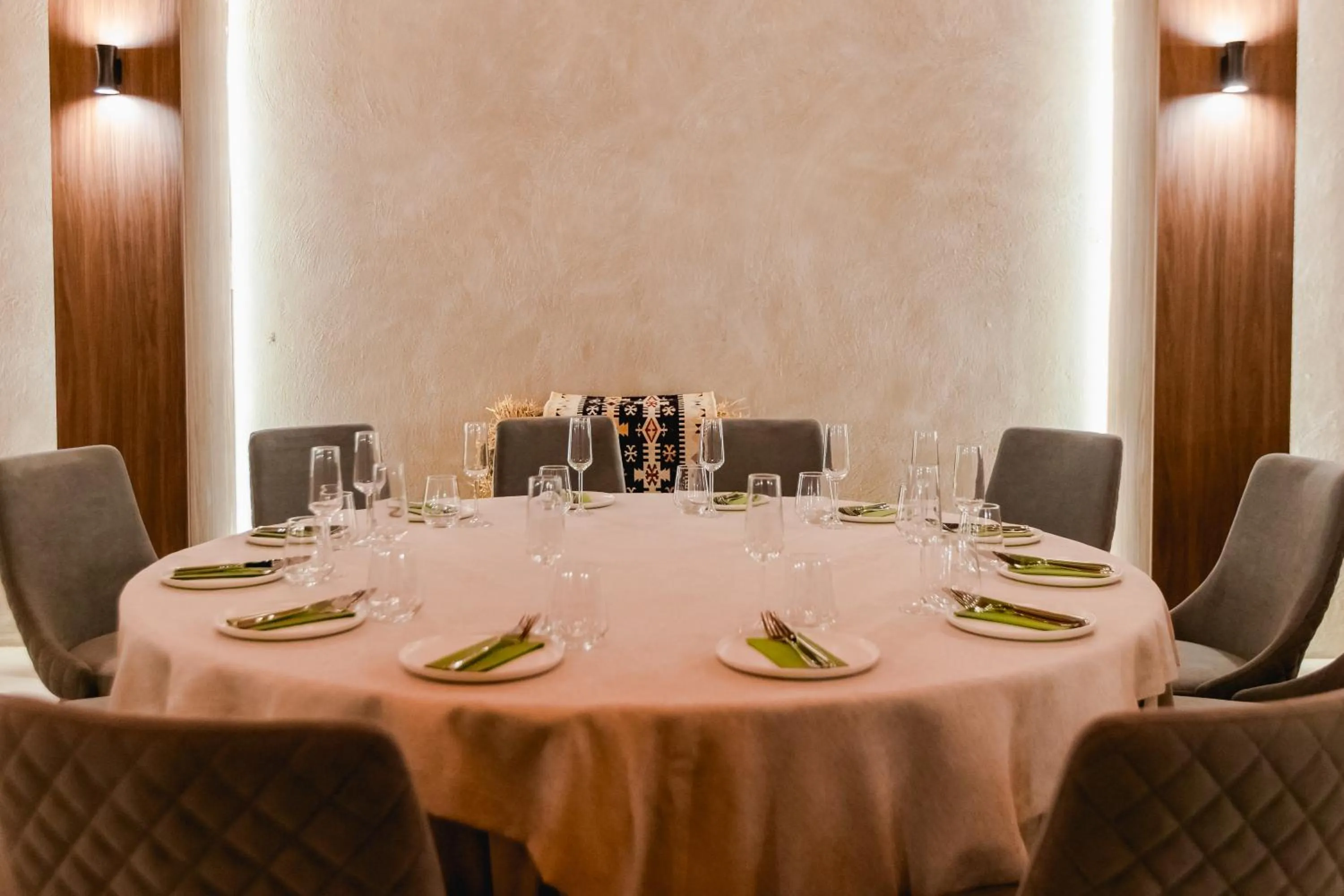 Banquet/Function facilities in Hotel Kazak Club