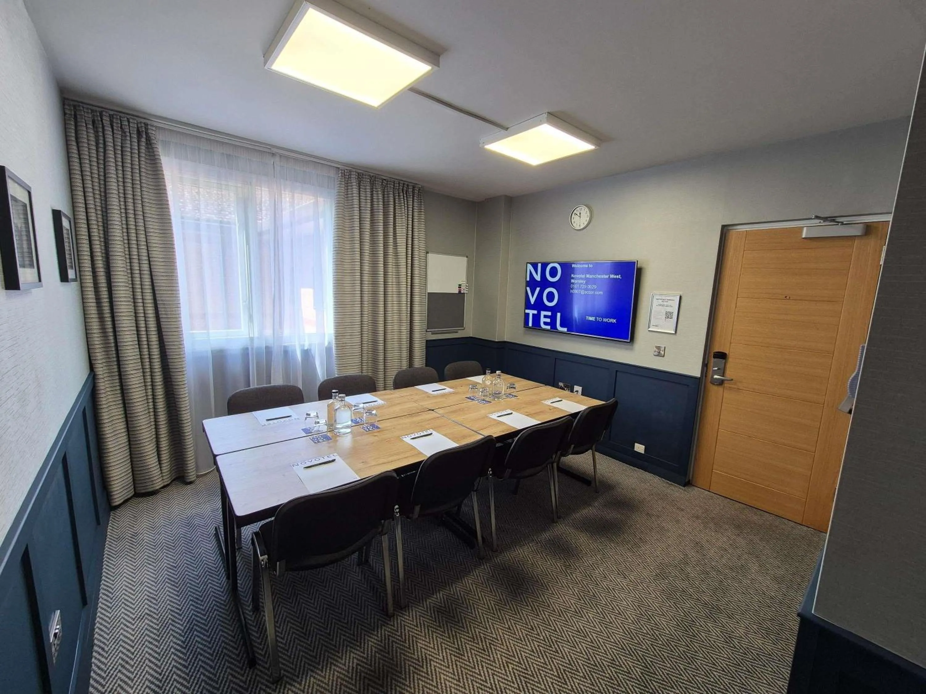 Meeting/conference room in Novotel Manchester West