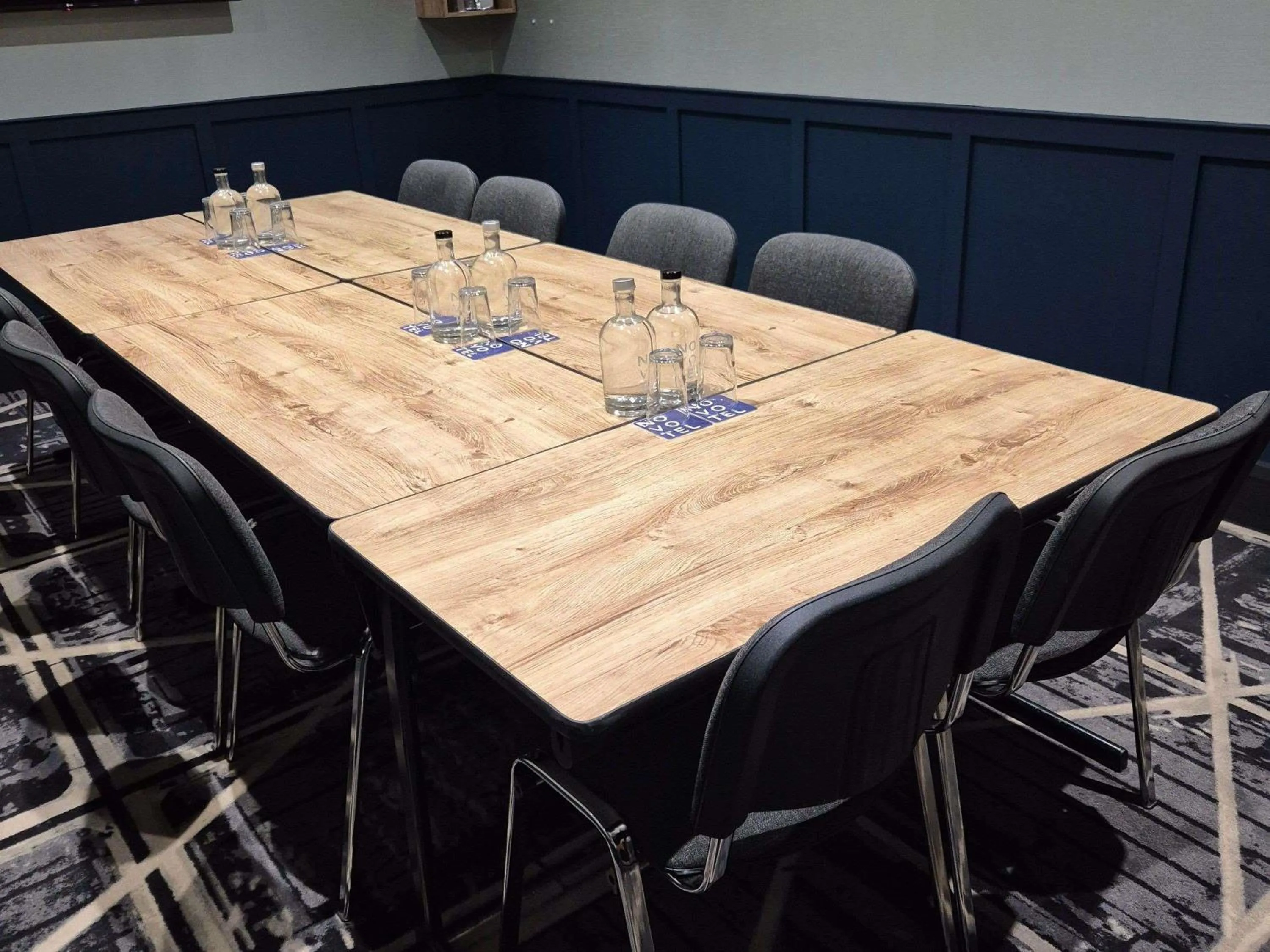 Meeting/conference room in Novotel Manchester West