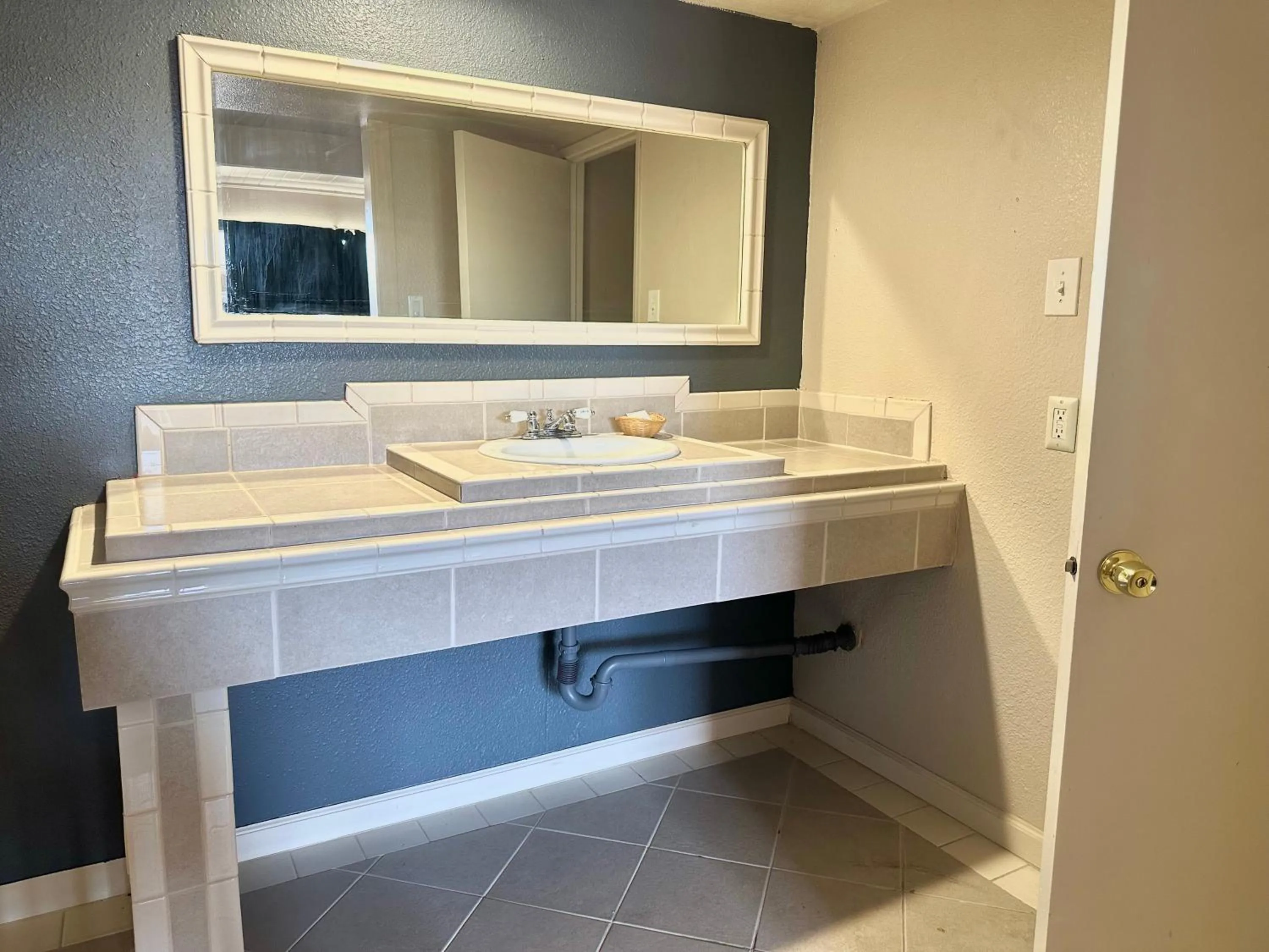 Regency Inn Fresno