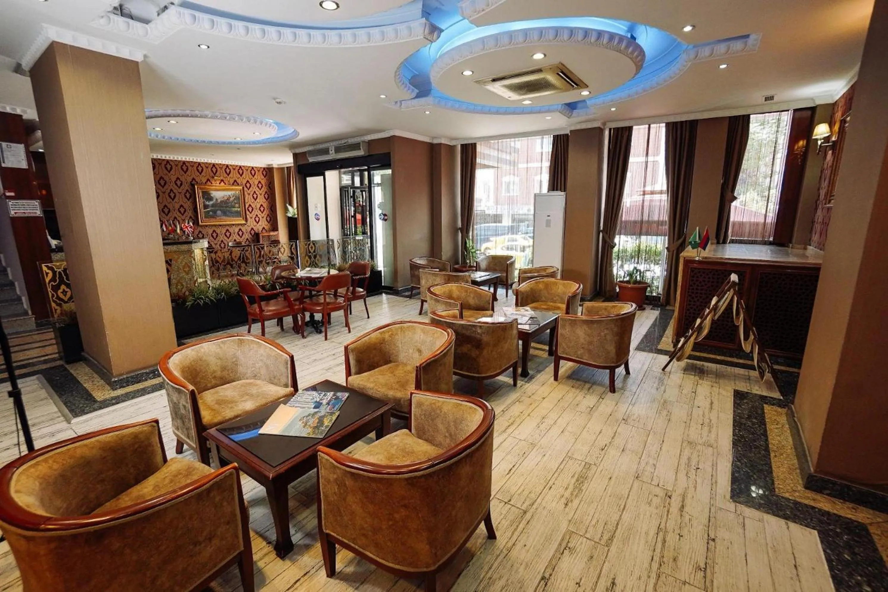 Lobby or reception in Topkapi Golden Time Hotel