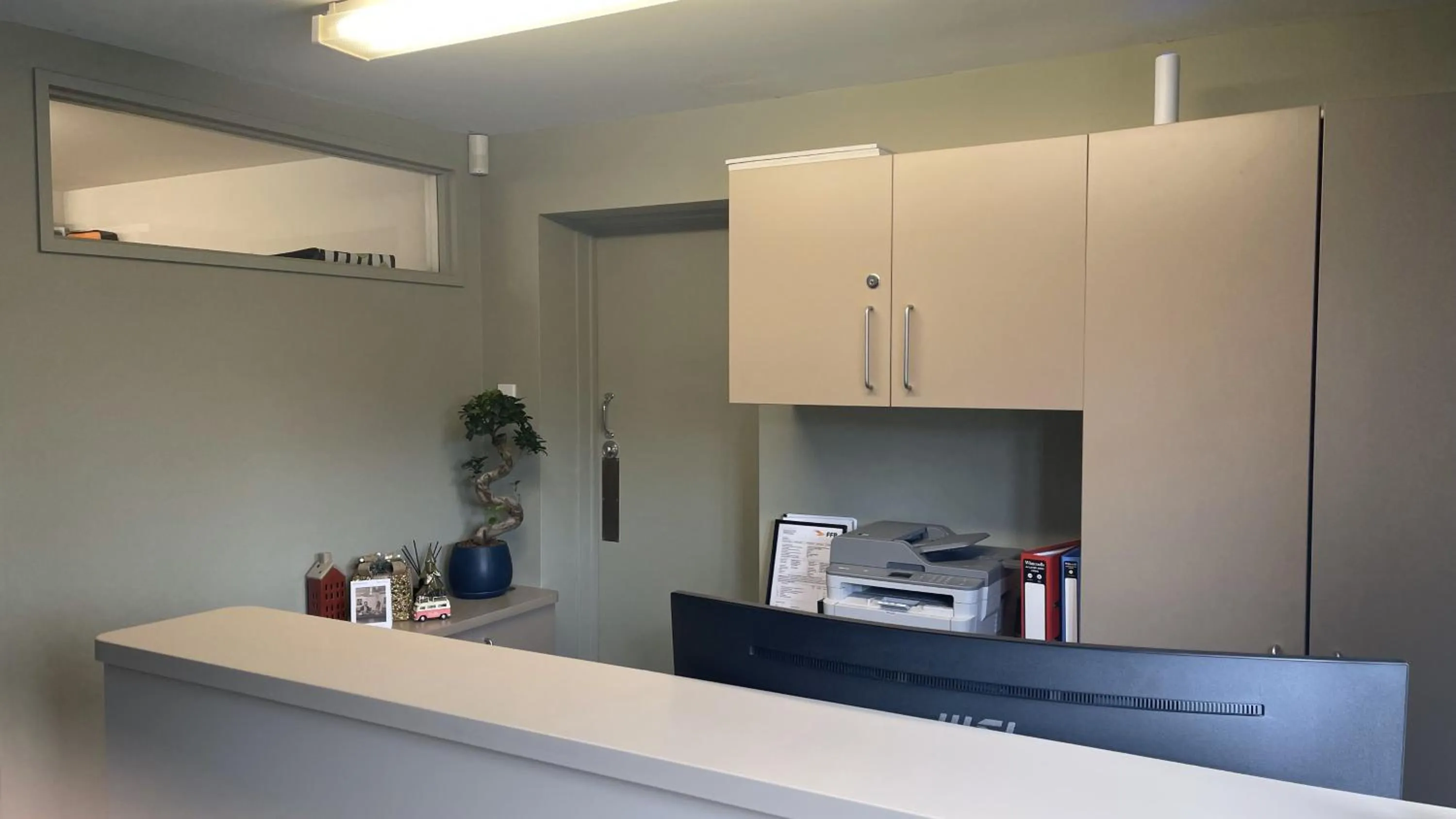 Property building in The Elmwood Motel