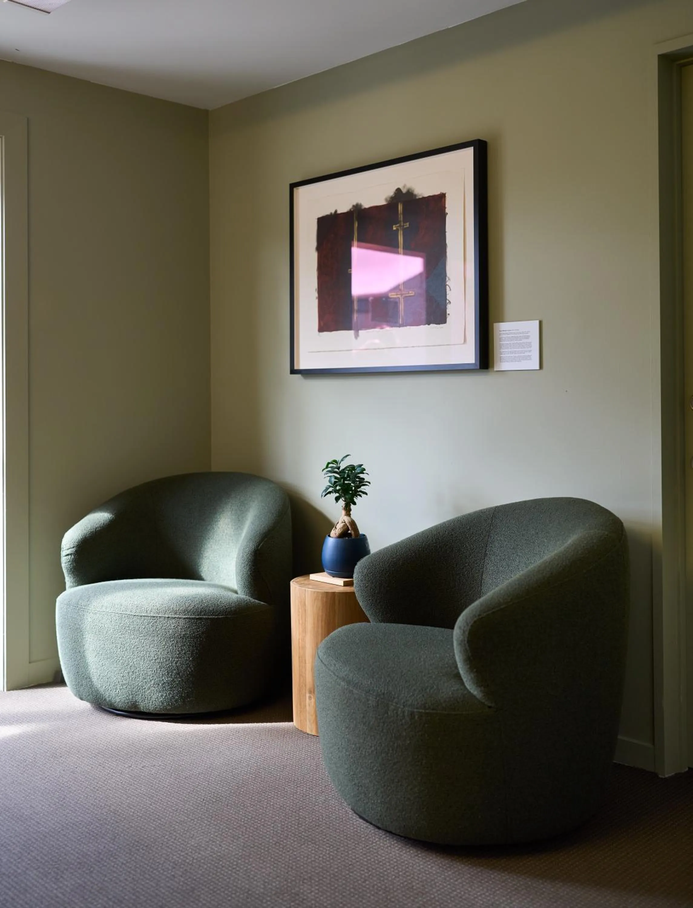 Lobby or reception in The Elmwood Motel