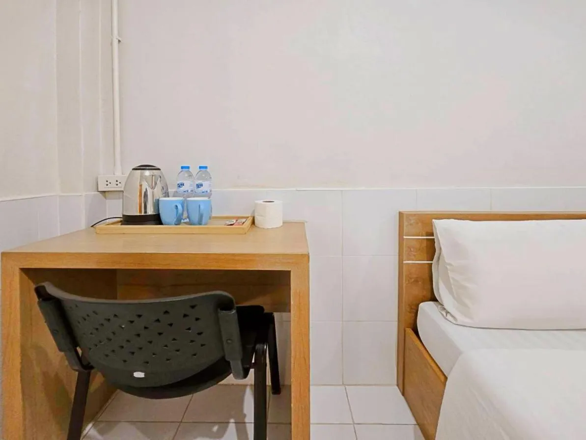 Bed in Ze Residence Ramintra