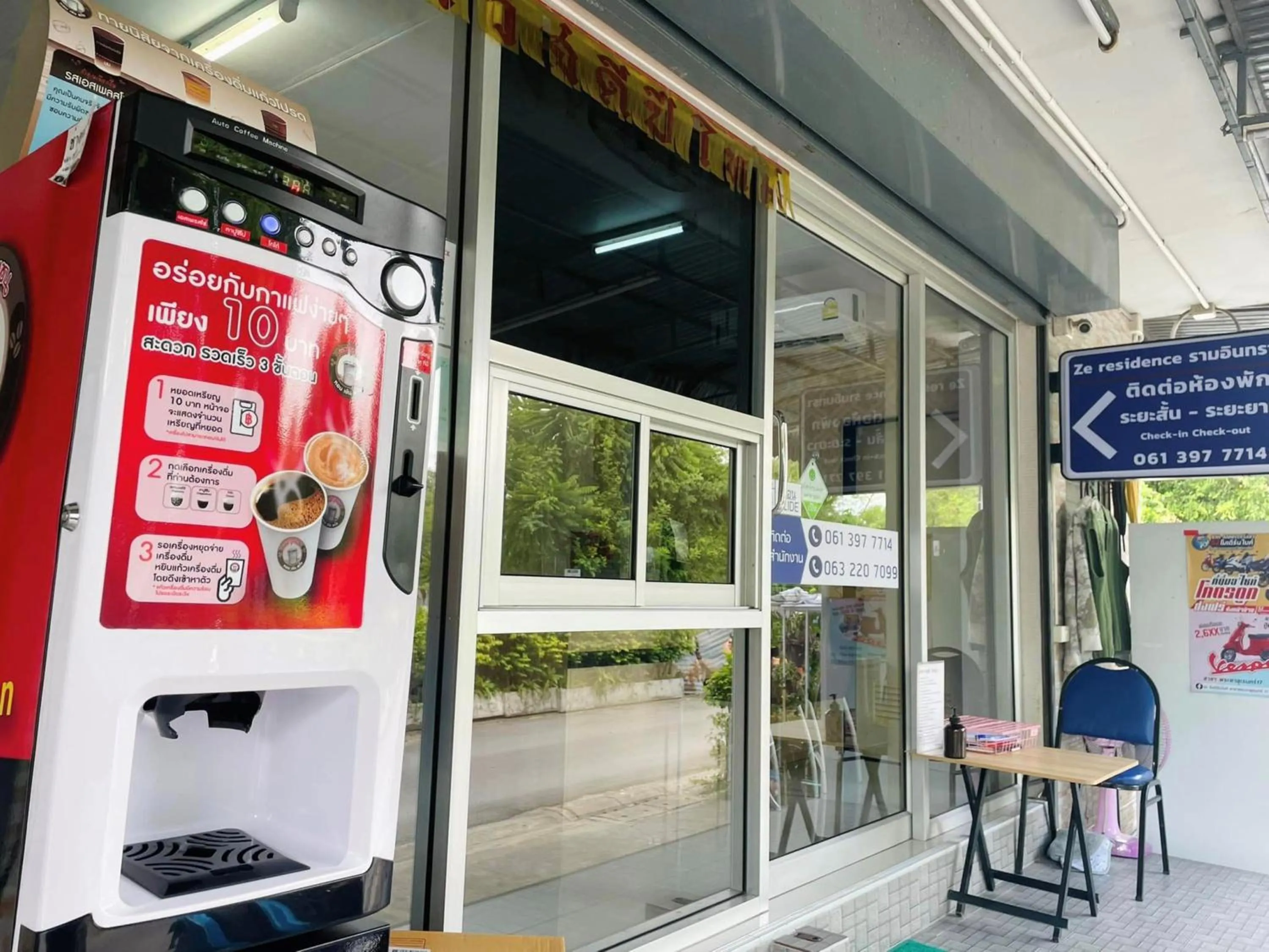 Property building in Ze Residence Ramintra