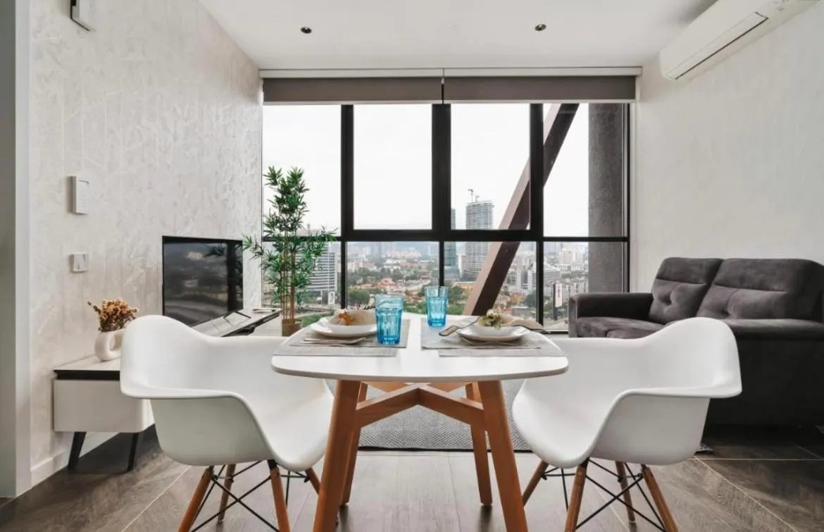 Scarletz Suites KLCC by Summertime