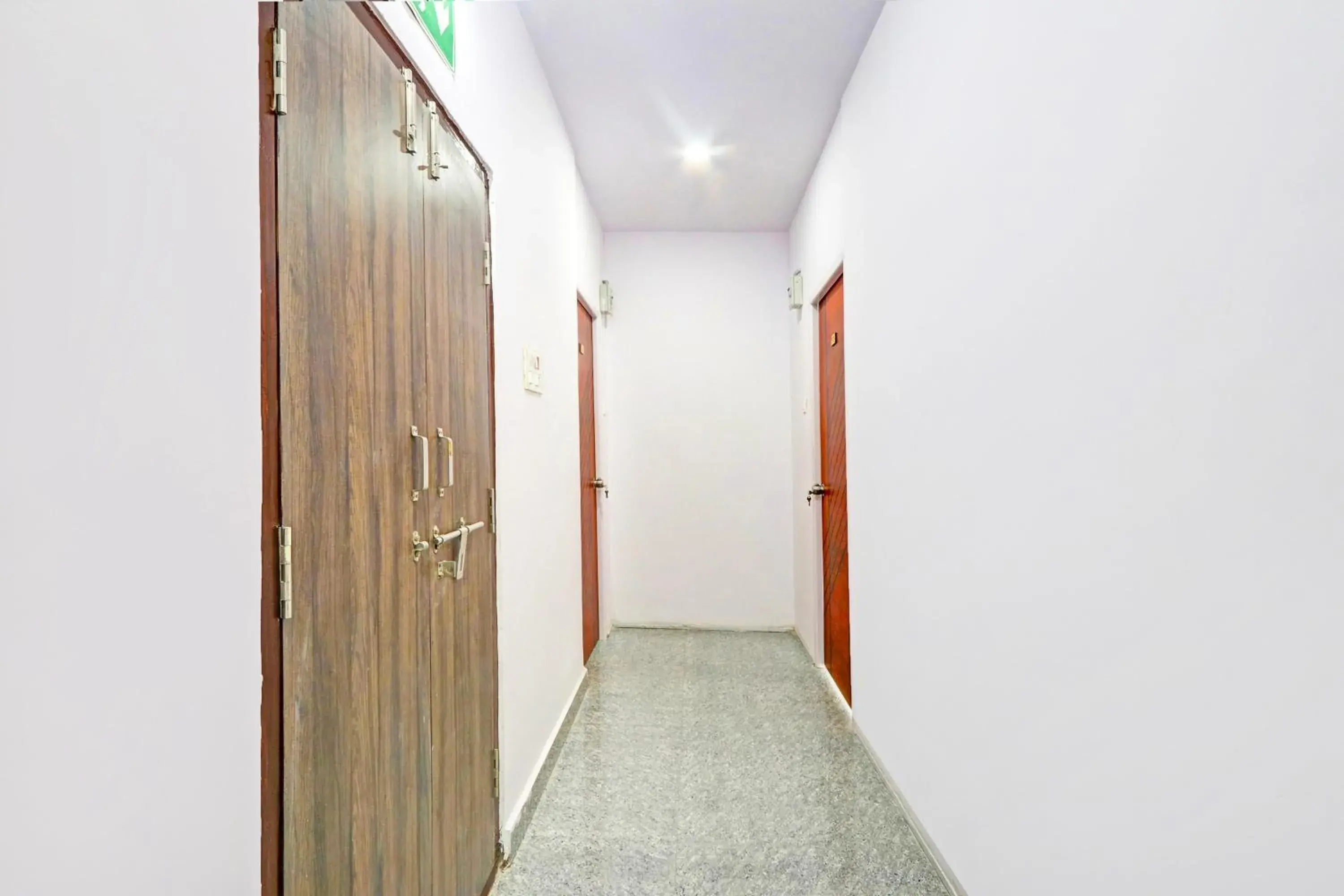 Lobby or reception in Super Hotel O Karmanghat Near TKR khaman Lobby or reception in Super Hotel O Karmanghat Near TKR khaman