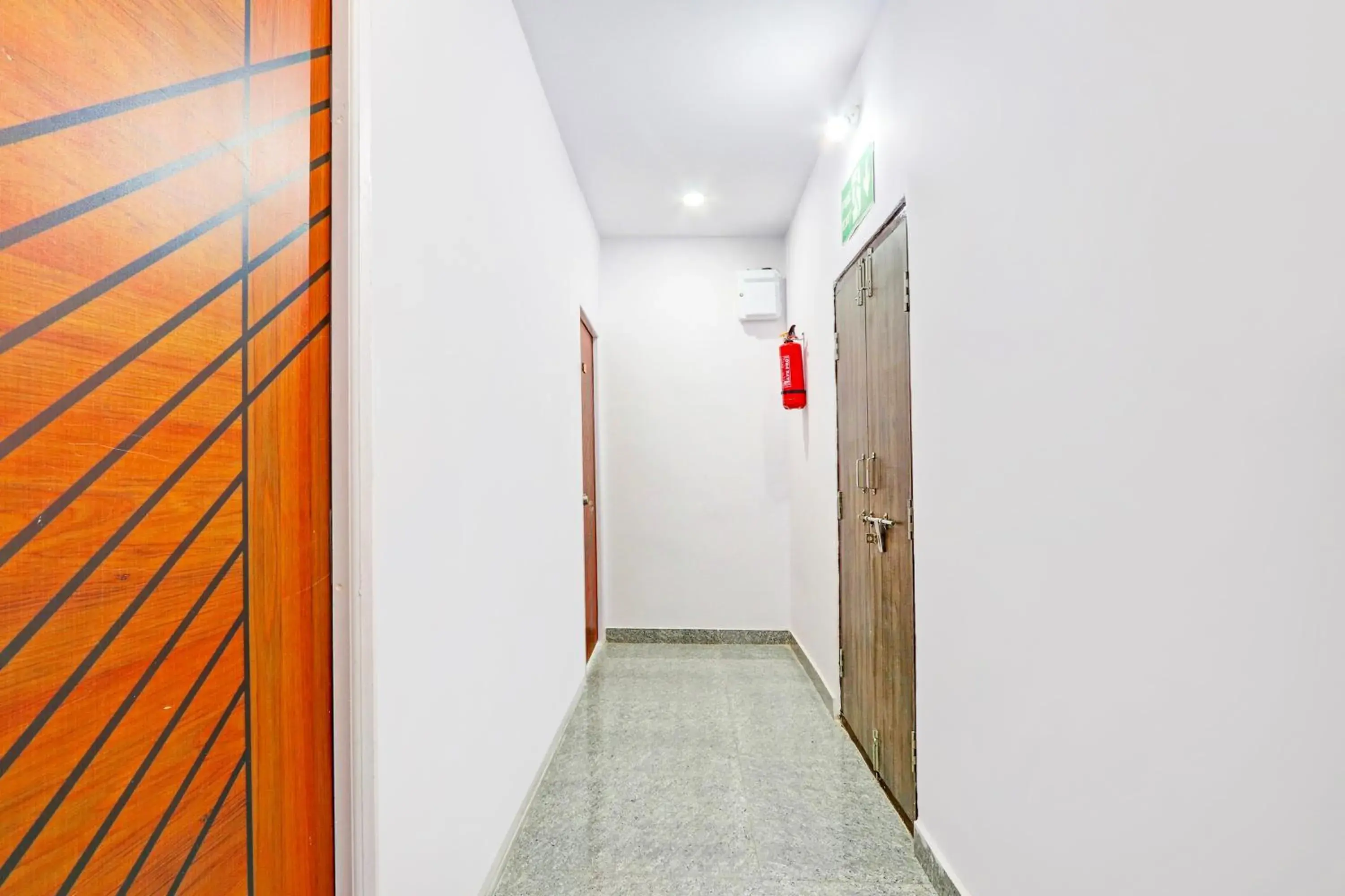 Lobby or reception in Super Hotel O Karmanghat Near TKR khaman Lobby or reception in Super Hotel O Karmanghat Near TKR khaman