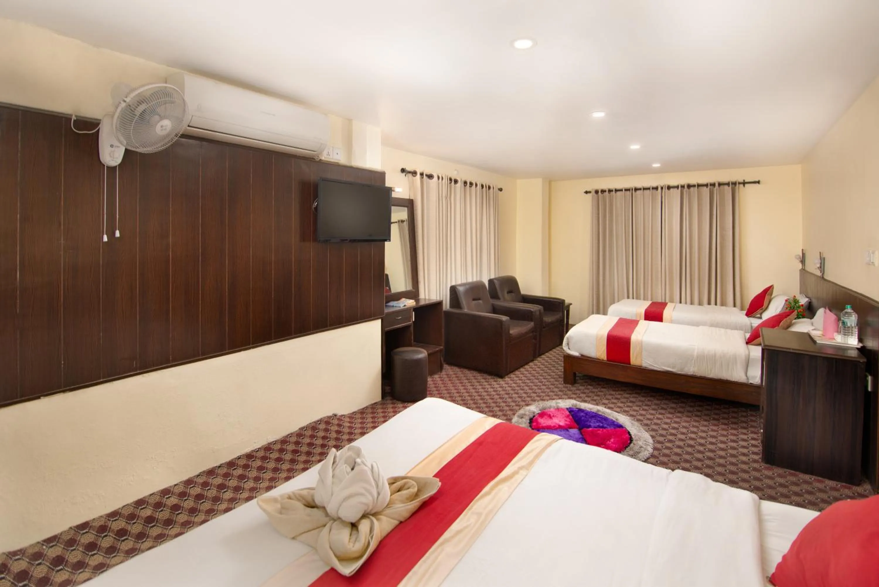 Bed in Hotel Nomad Inn