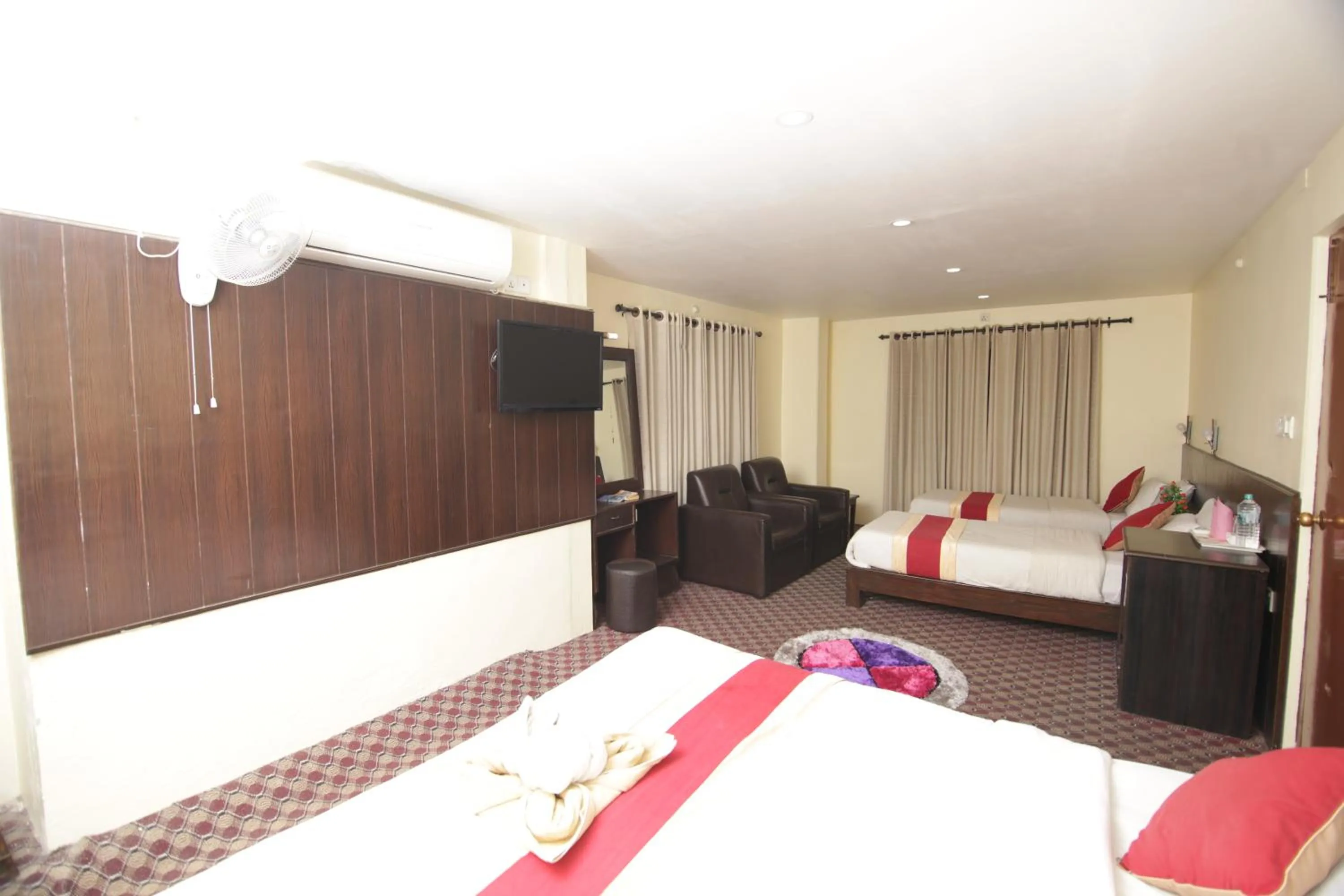 Bed in Hotel Nomad Inn