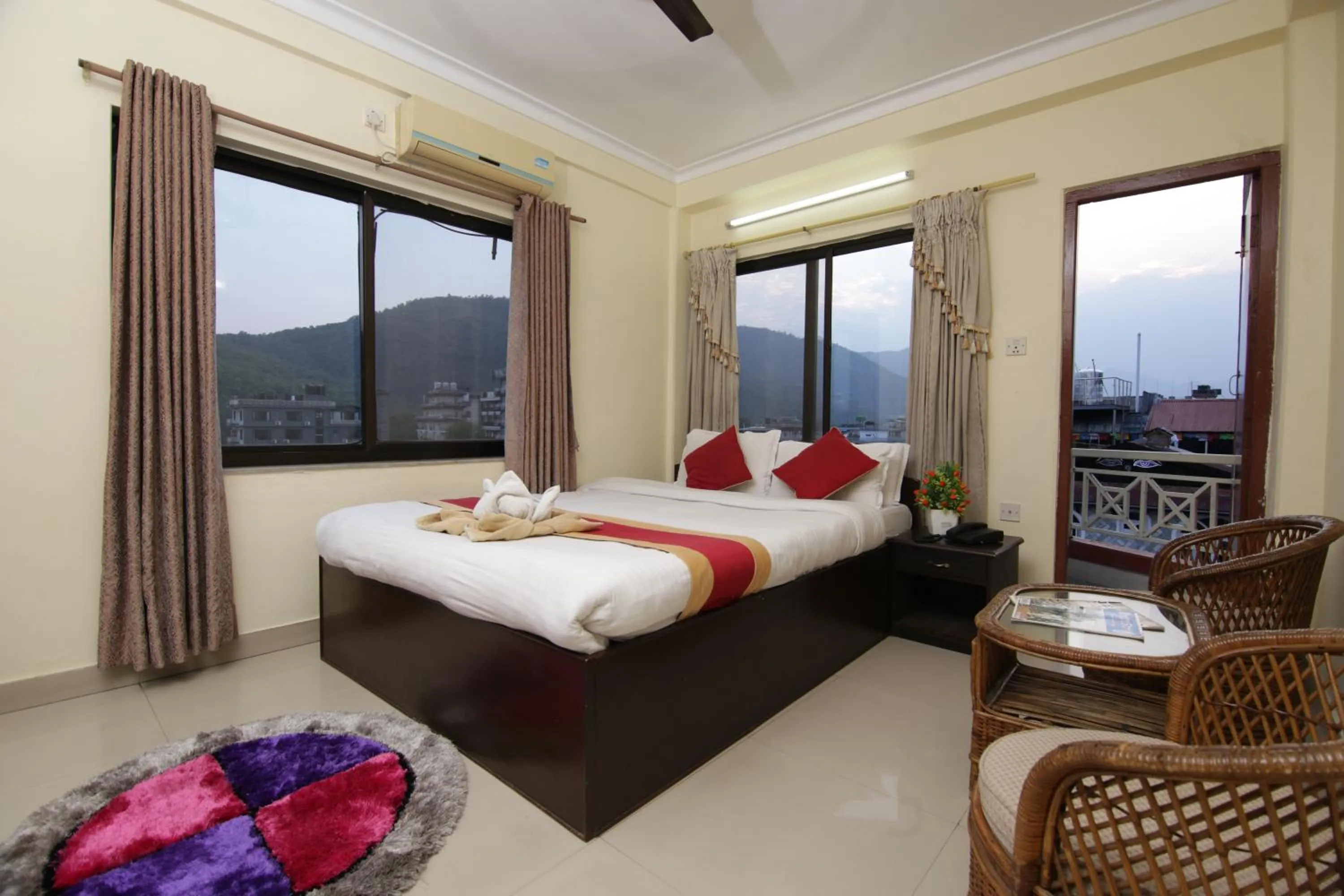 Bed in Hotel Nomad Inn