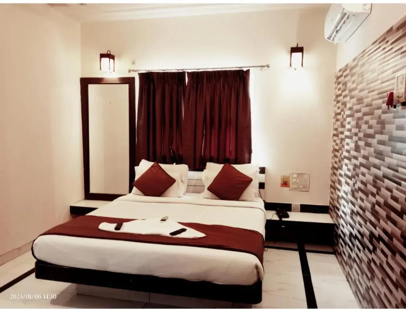 Bed in Hotel Saikripa Imperial, Daman and Diu Bed in Hotel Saikripa Imperial, Daman and Diu