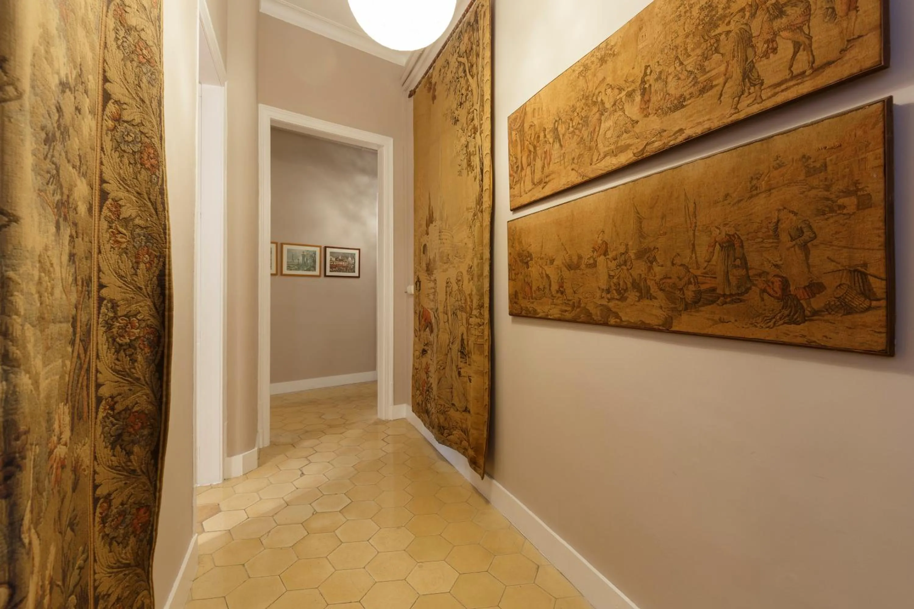 Area and facilities in AinB B&B Born-Via Laietana