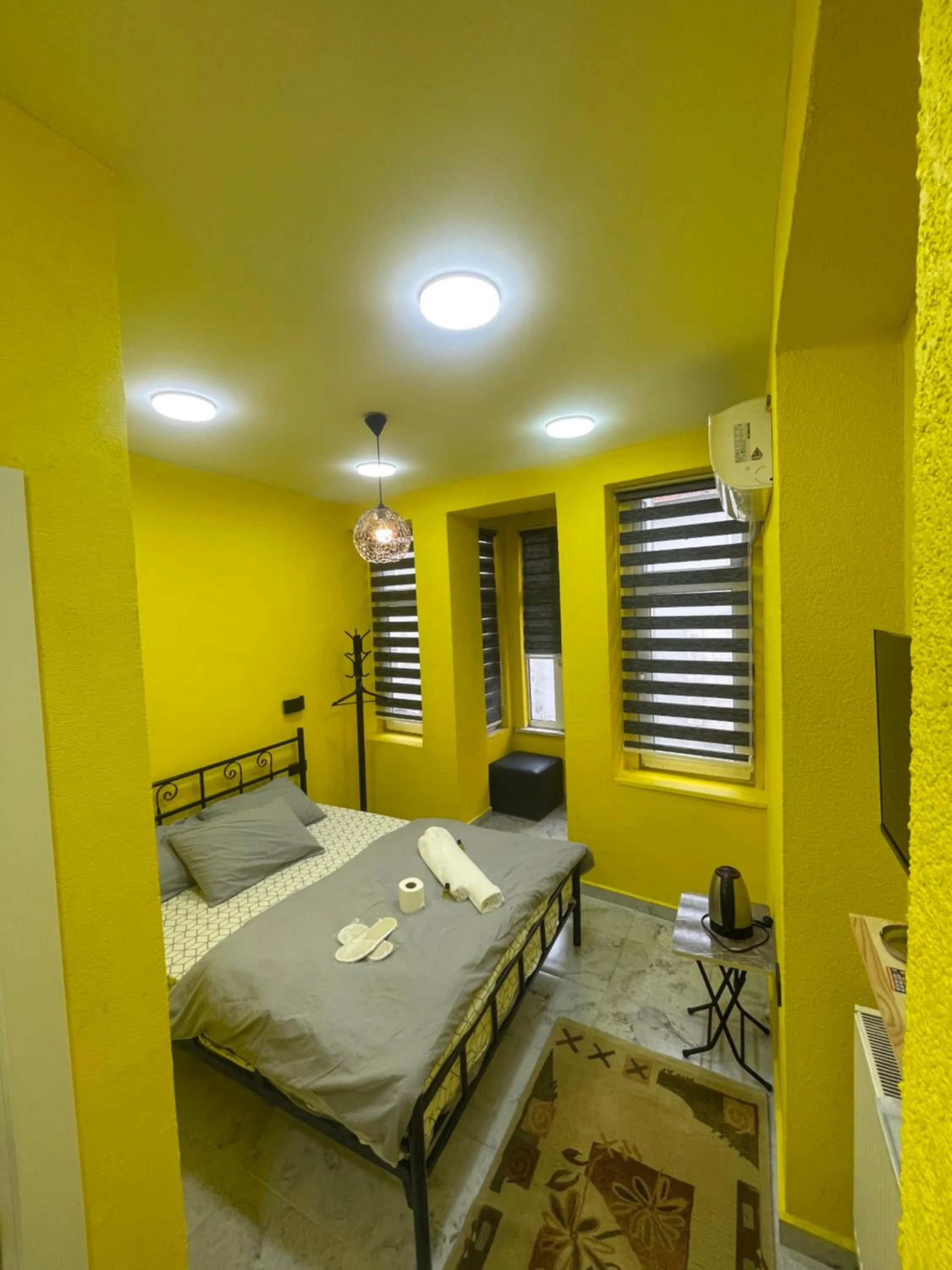 Bed in Taksim academie house