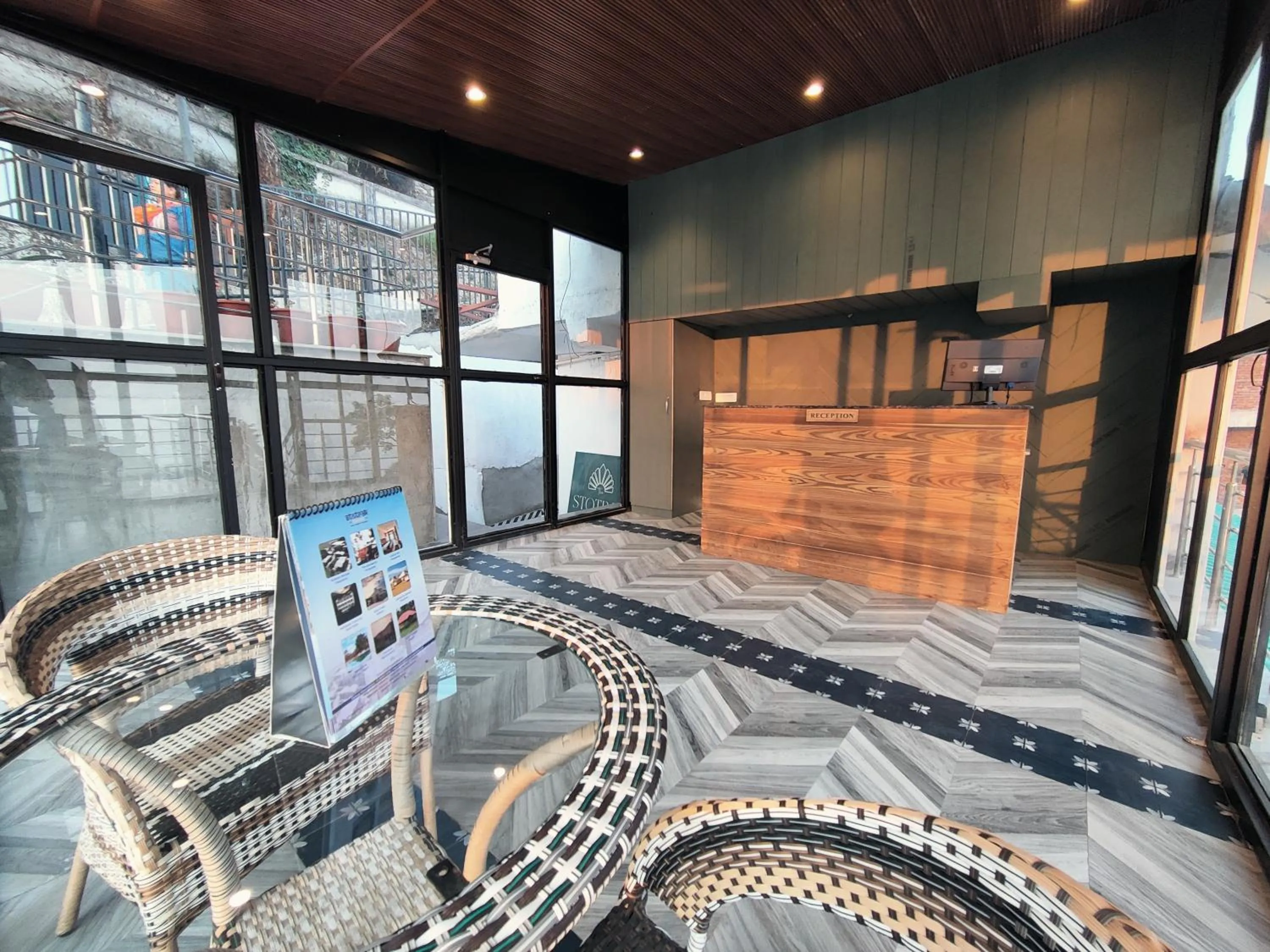 Lobby or reception in Sangam by Stotrak, Jhula Ghar Mussoorie