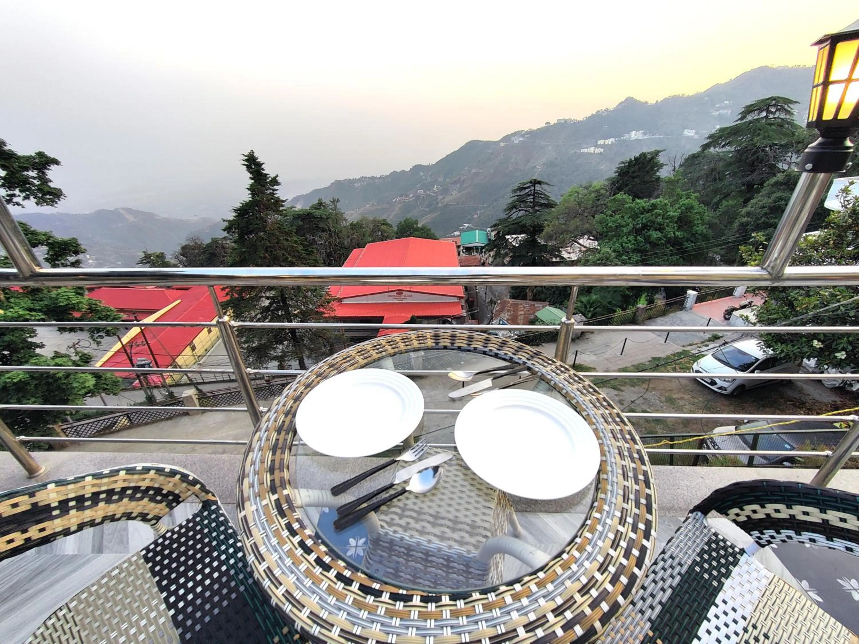 Dining area in Sangam by Stotrak, Jhula Ghar Mussoorie