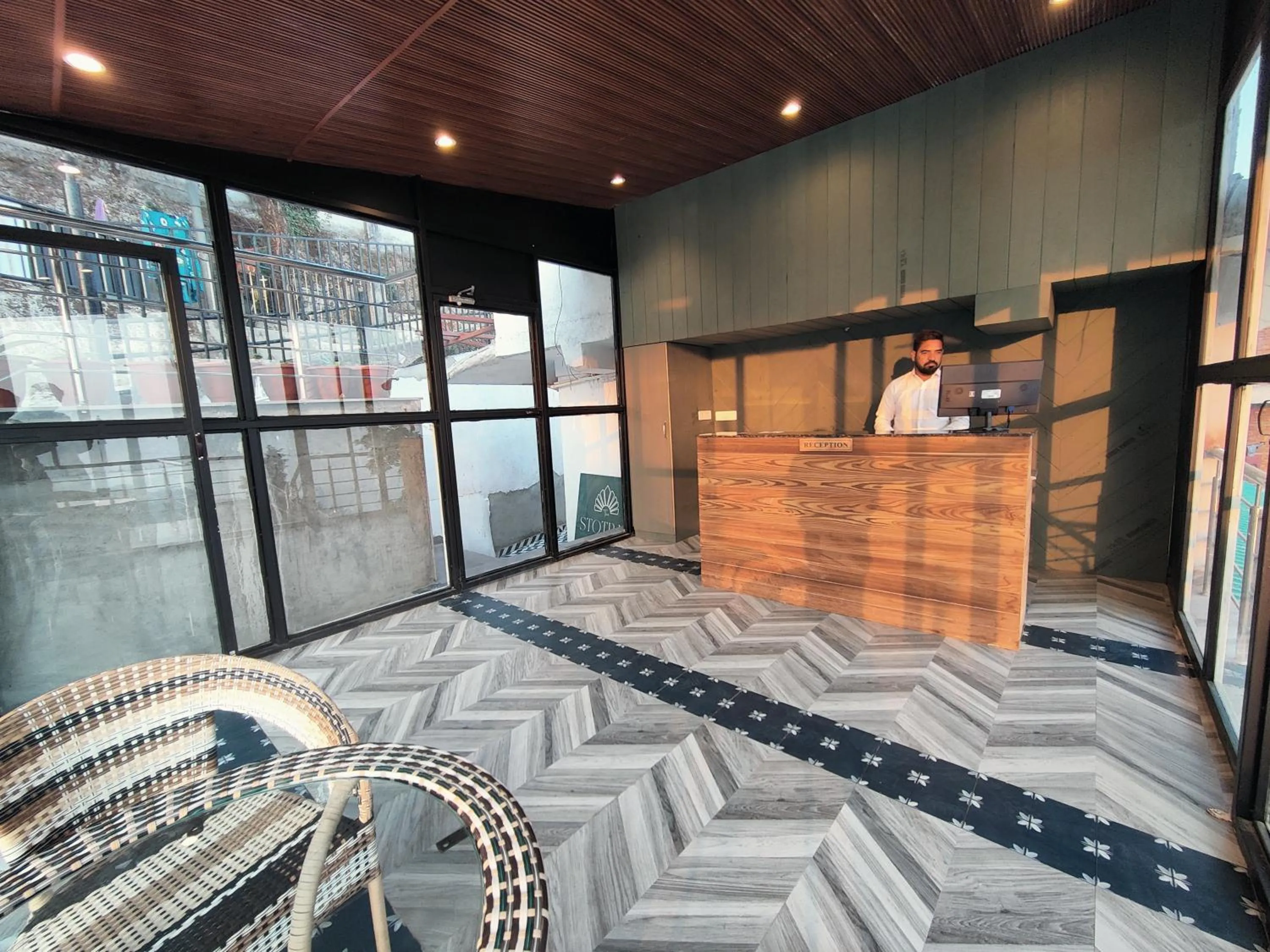 Lobby or reception in Sangam by Stotrak, Jhula Ghar Mussoorie