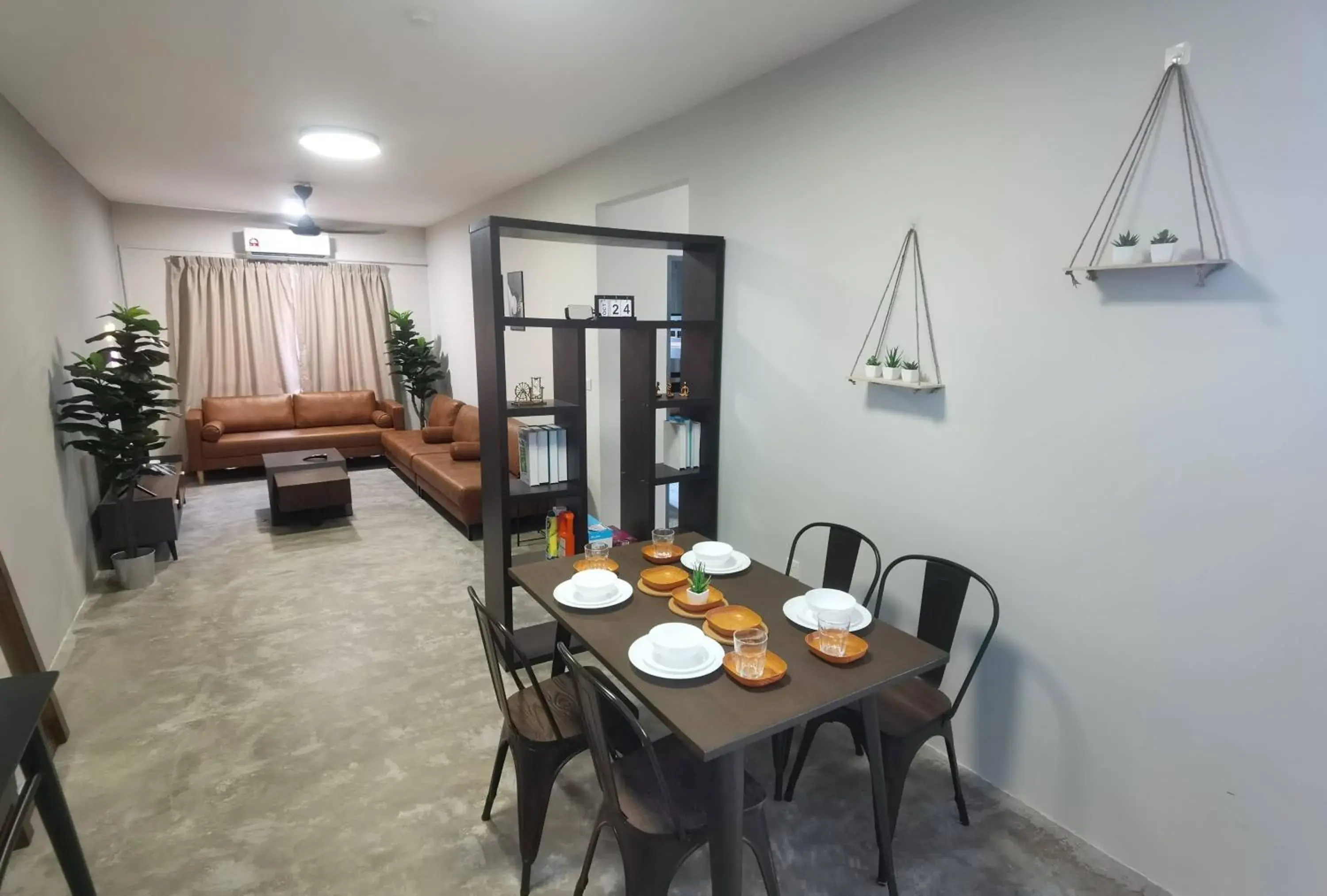 Mahkota Cheras 3R 2parking 8pax Comfy Sofa&Bed Mahkota Cheras 3R 2parking 8pax Comfy Sofa&Bed