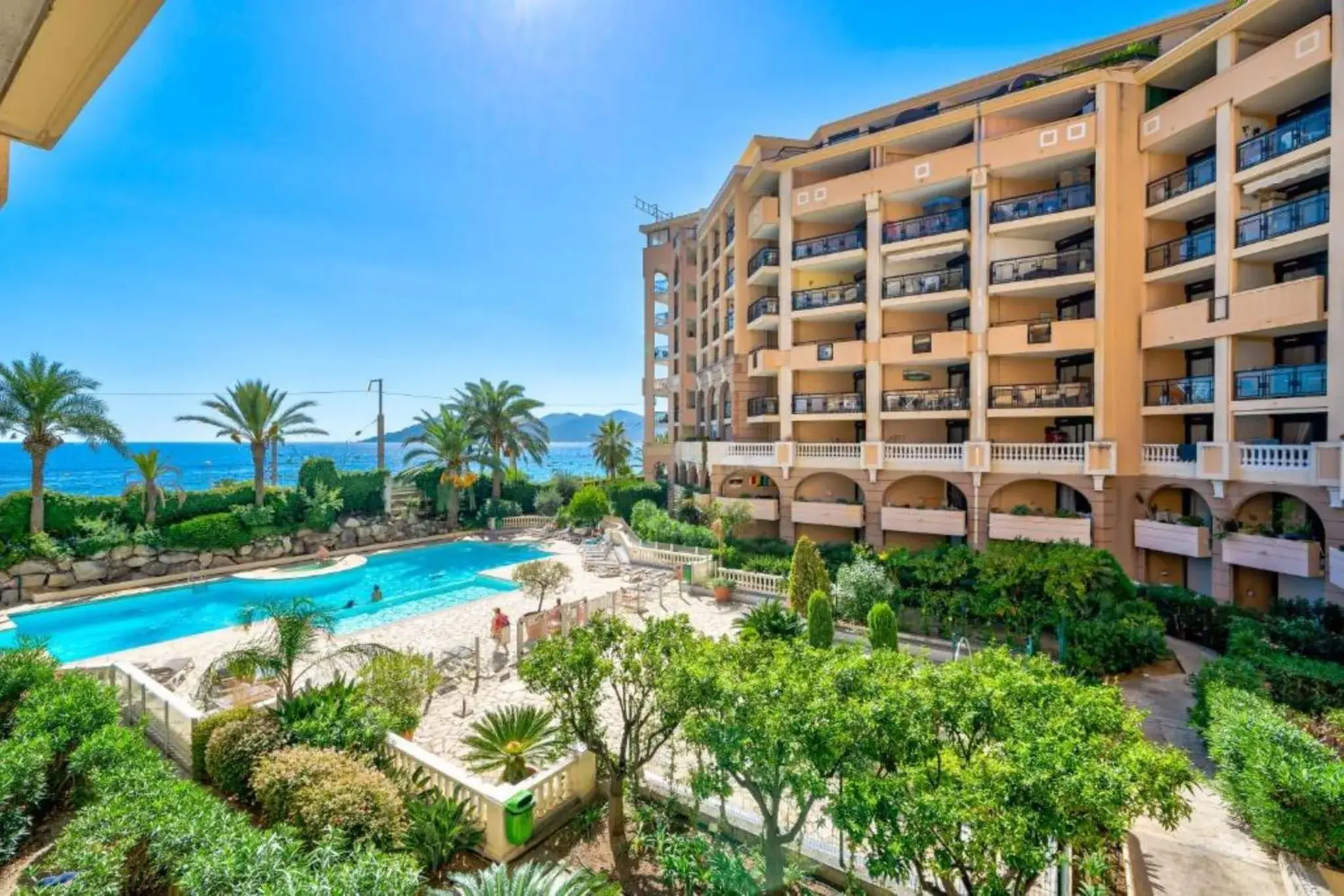 Property building in Résidence la Palme D'azur - Cannes Property building in Résidence la Palme D'azur - Cannes