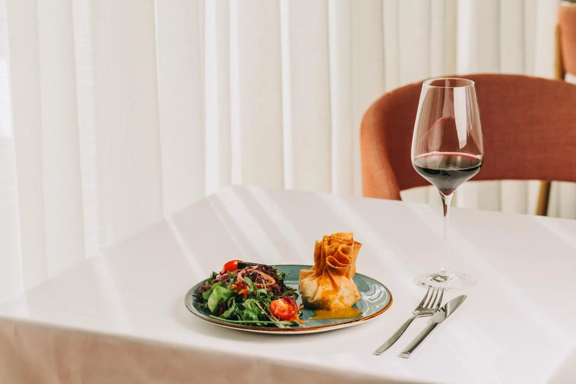 Restaurant/places to eat in Estrela Serenity - Resort