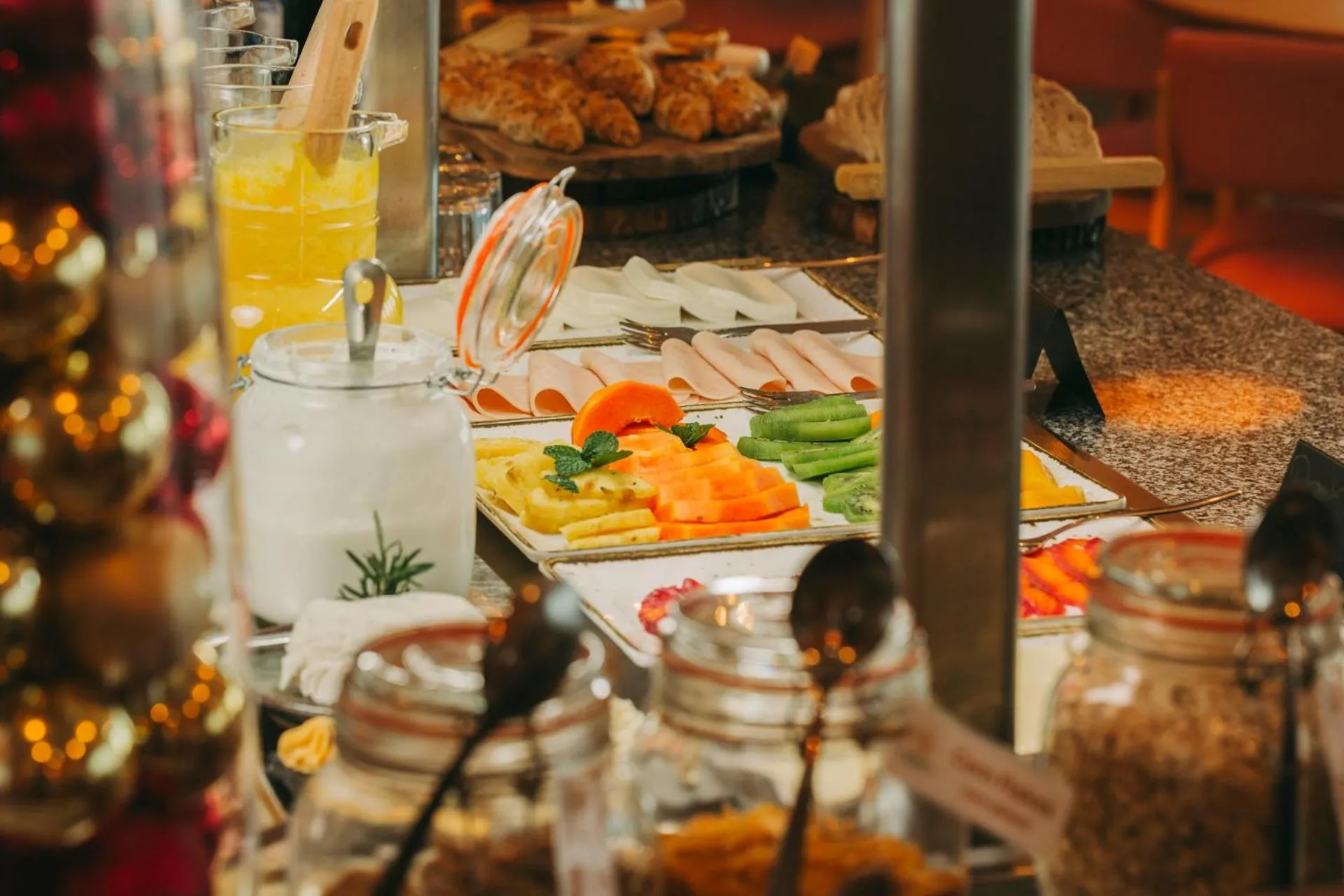 Restaurant/places to eat in Estrela Serenity - Resort