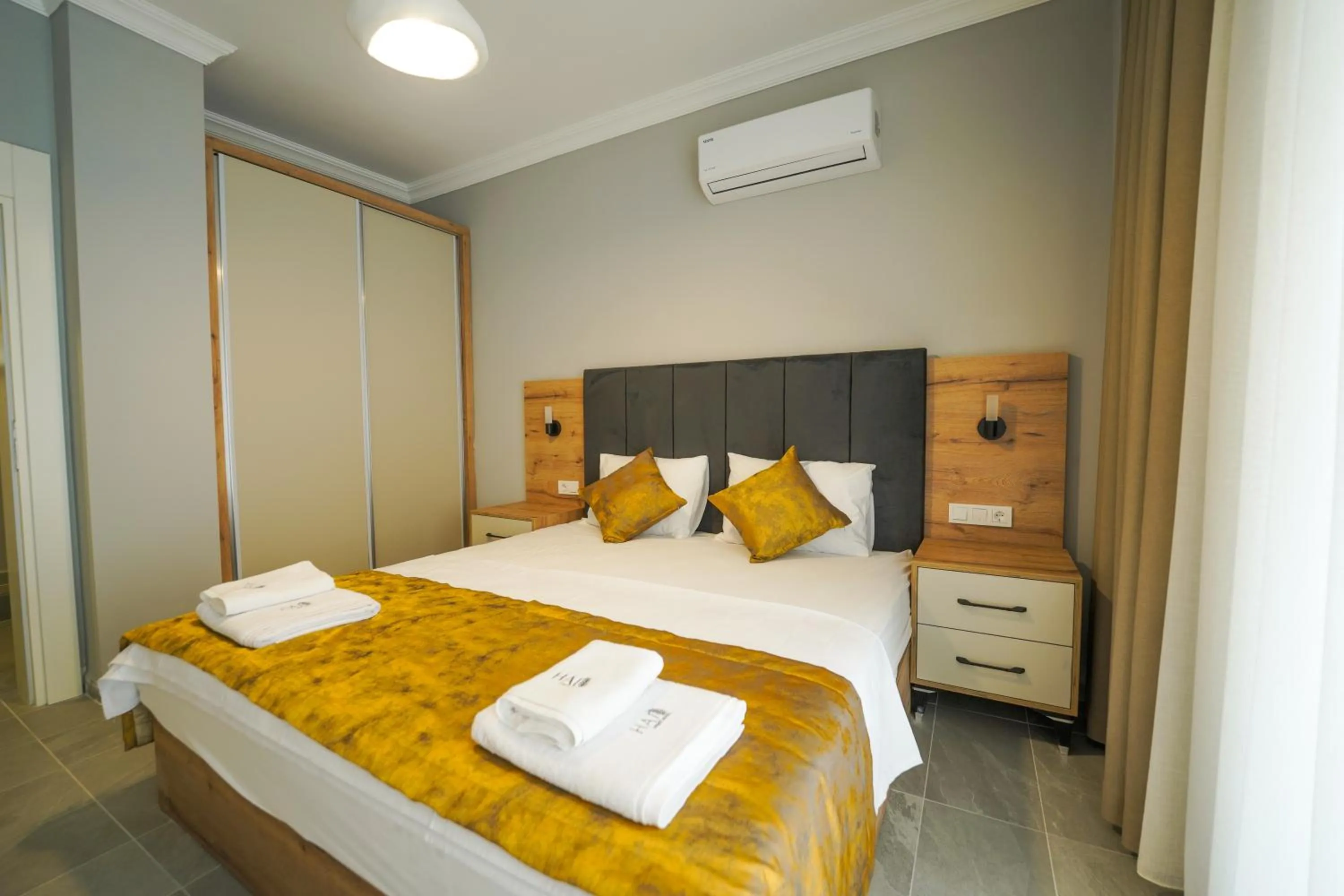 Bed in Han Apart Hotel Side