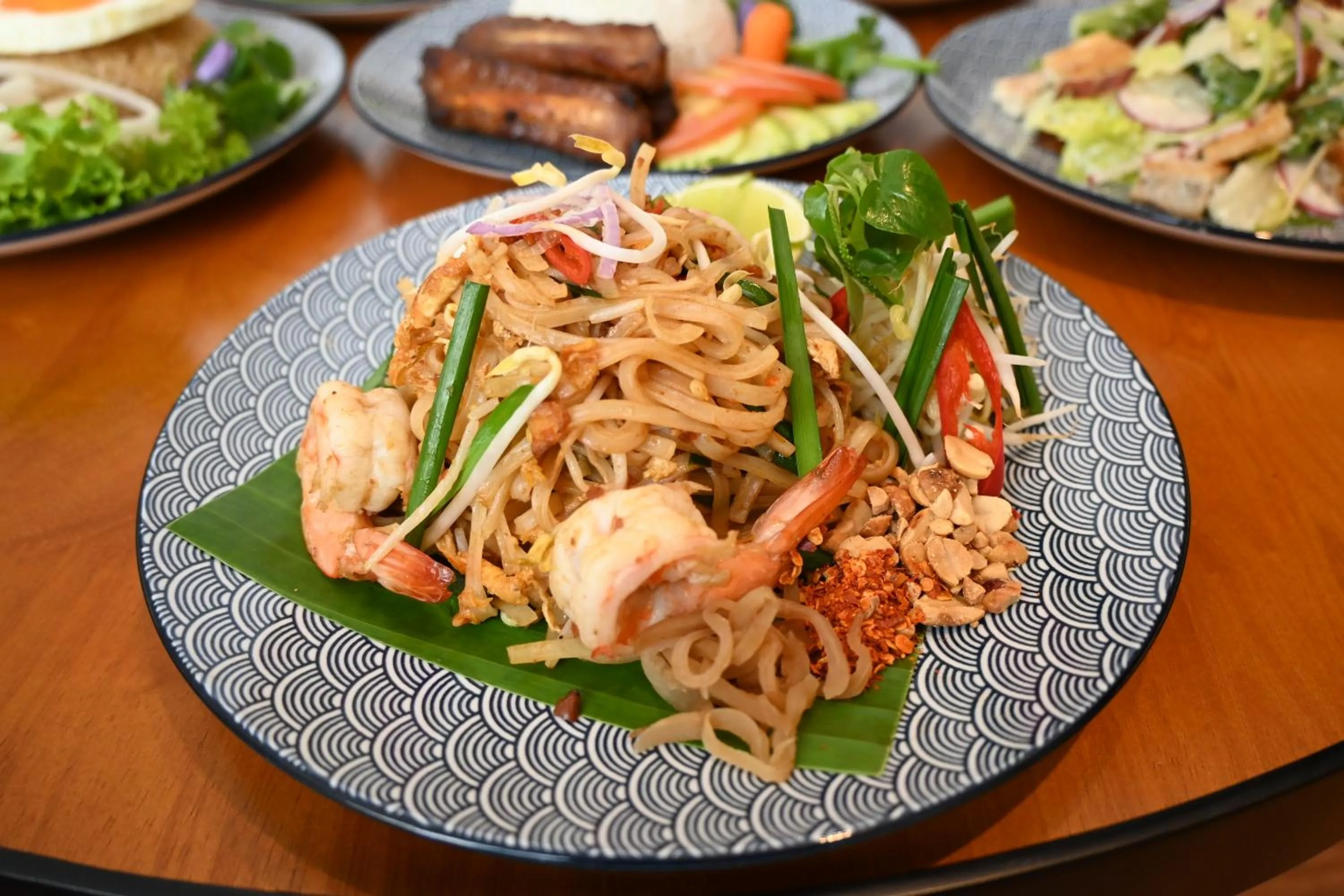 Restaurant/places to eat in WH Hotel 310