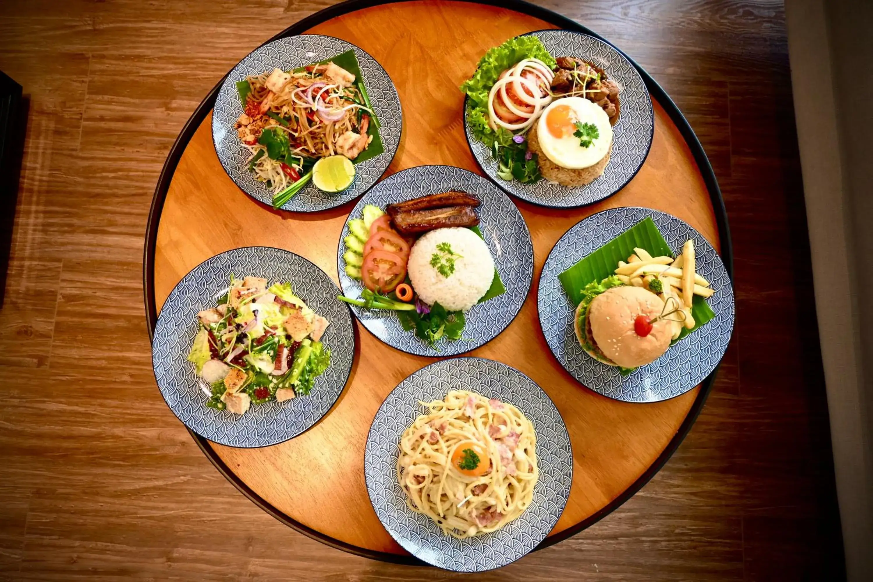 Restaurant/places to eat in WH Hotel 310 Restaurant/places to eat in WH Hotel 310