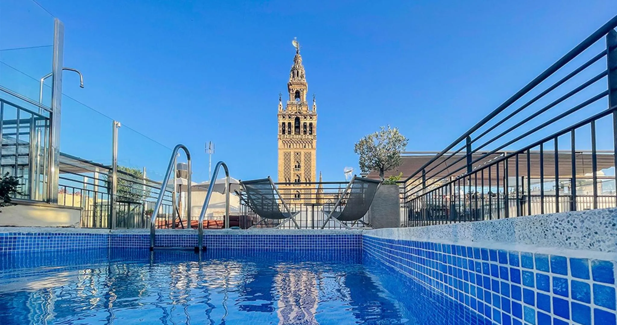Pool view in EME Catedral Mercer Hotel