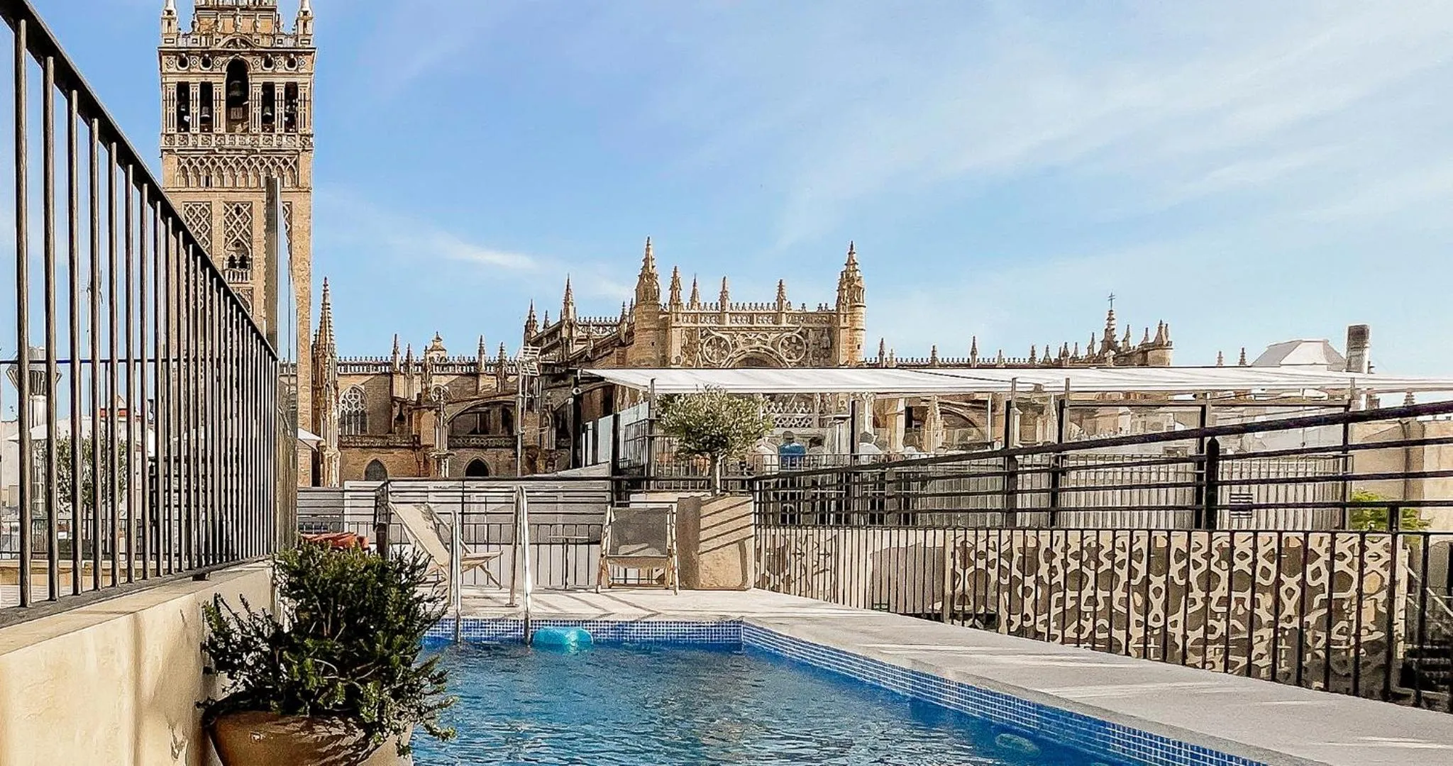 Pool view in EME Catedral Mercer Hotel