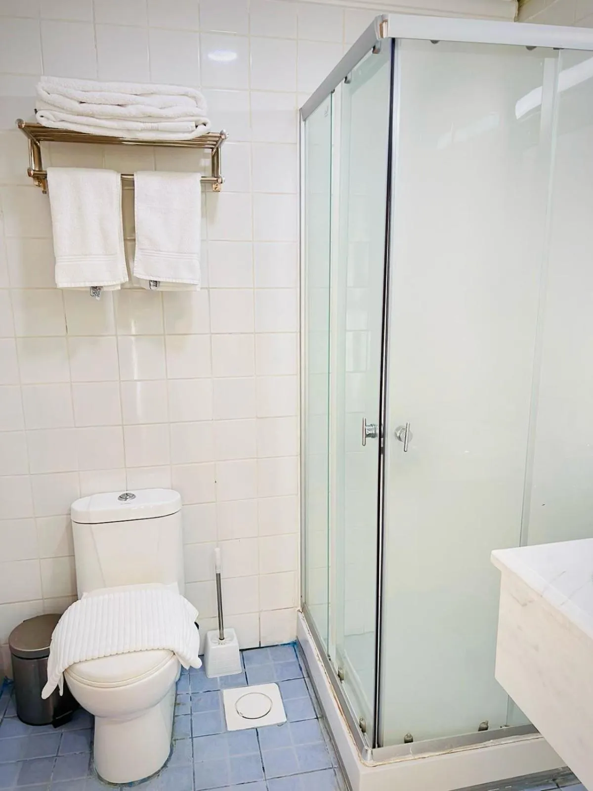 Shower in Swiss Spirit Second Dammam Industrial City