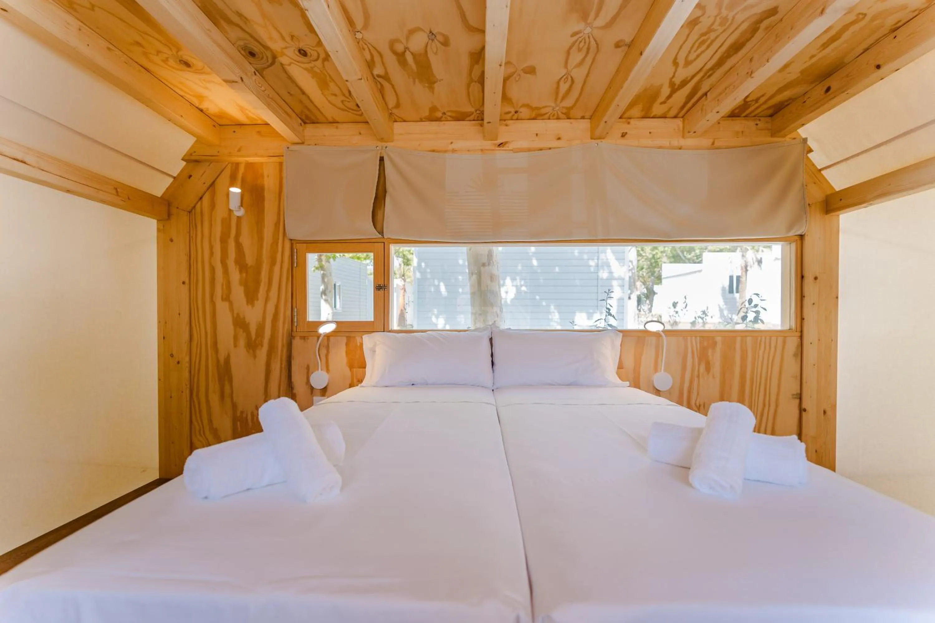 Bed in Costa del Sol Glamping Village