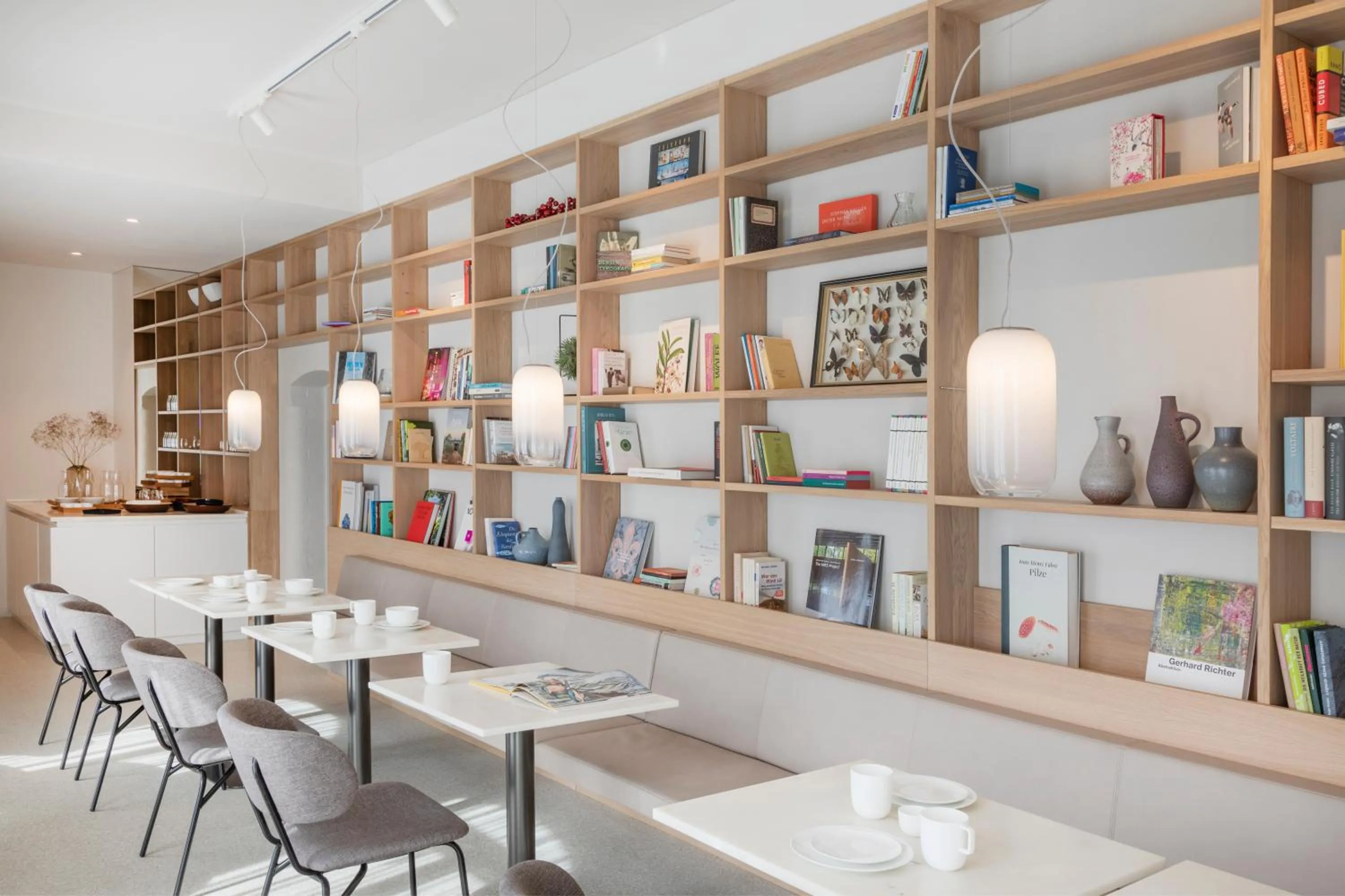 Breakfast in Wilmina Apartments & Lofts