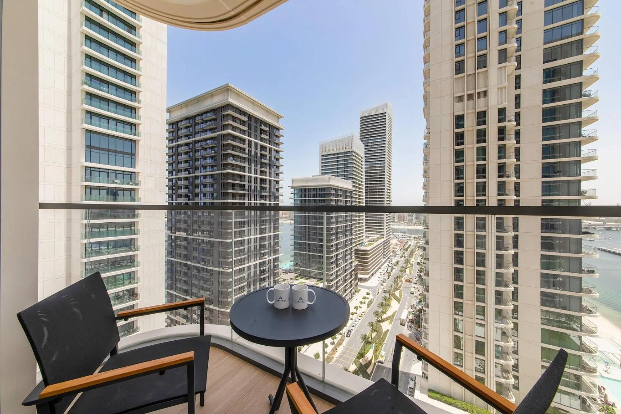 Balcony/Terrace in Chic Apartments in Marina Vista Emaar Beachfront