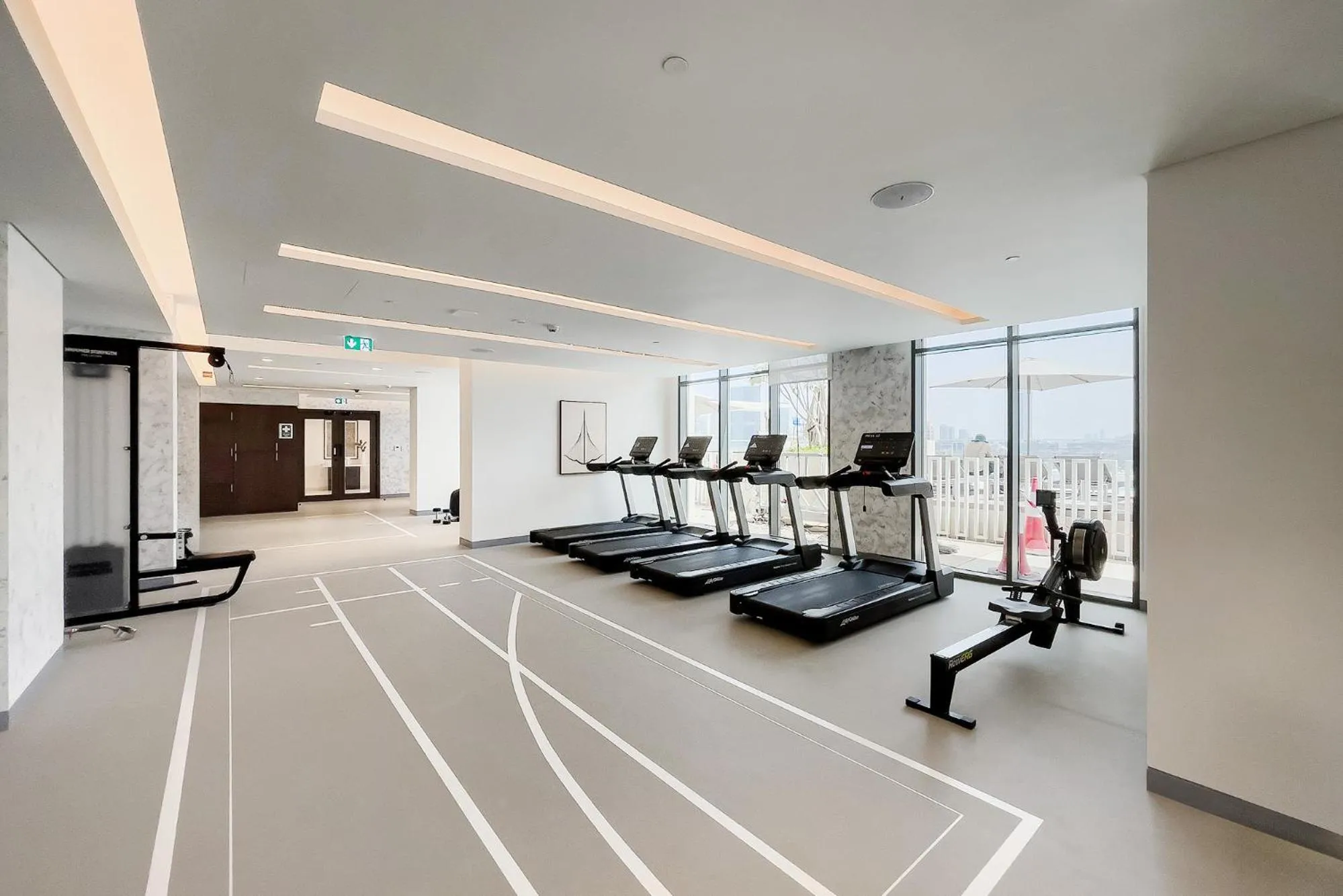 Fitness centre/facilities in Chic Apartments in Marina Vista Emaar Beachfront