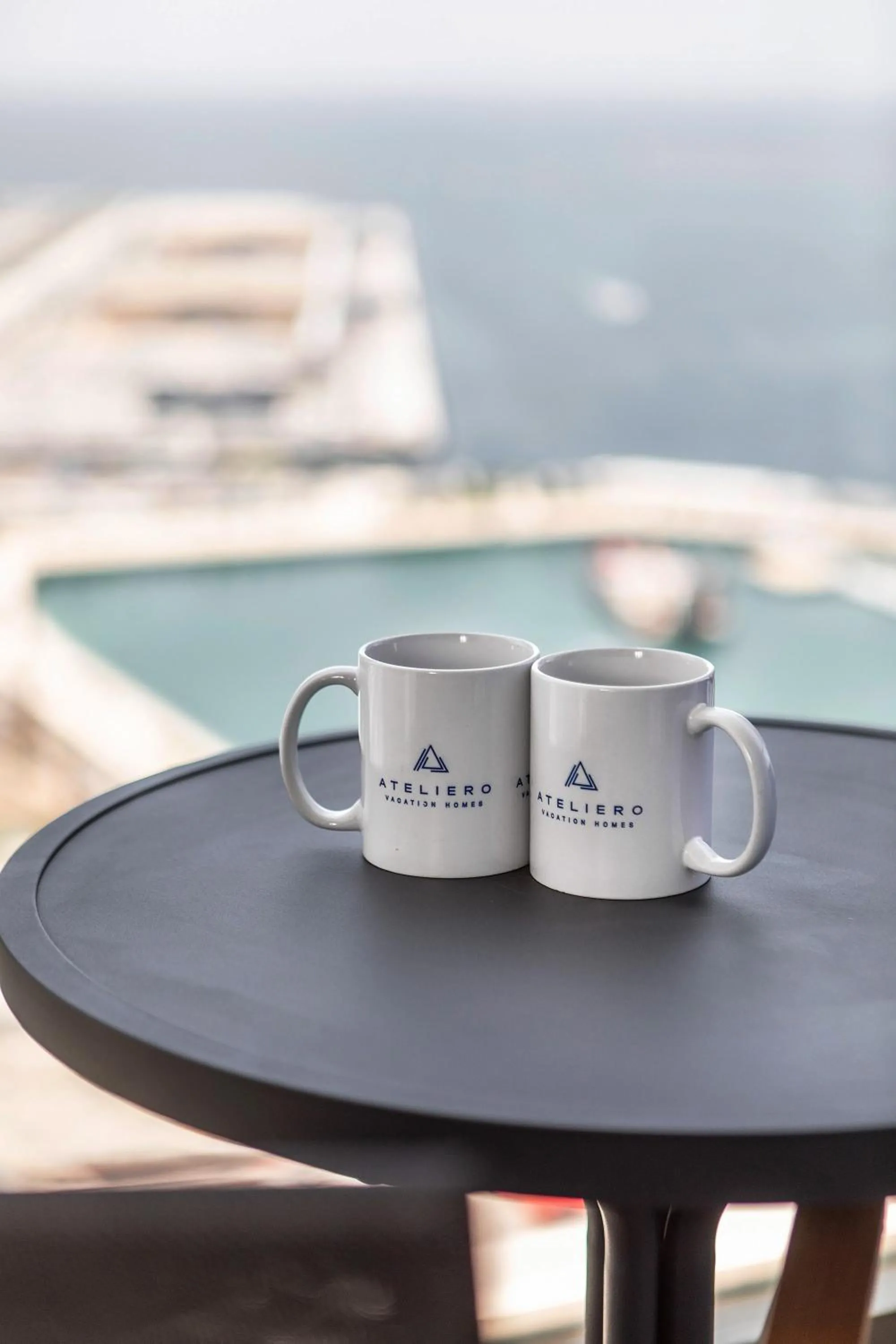 Balcony/Terrace in Chic Apartments in Marina Vista Emaar Beachfront