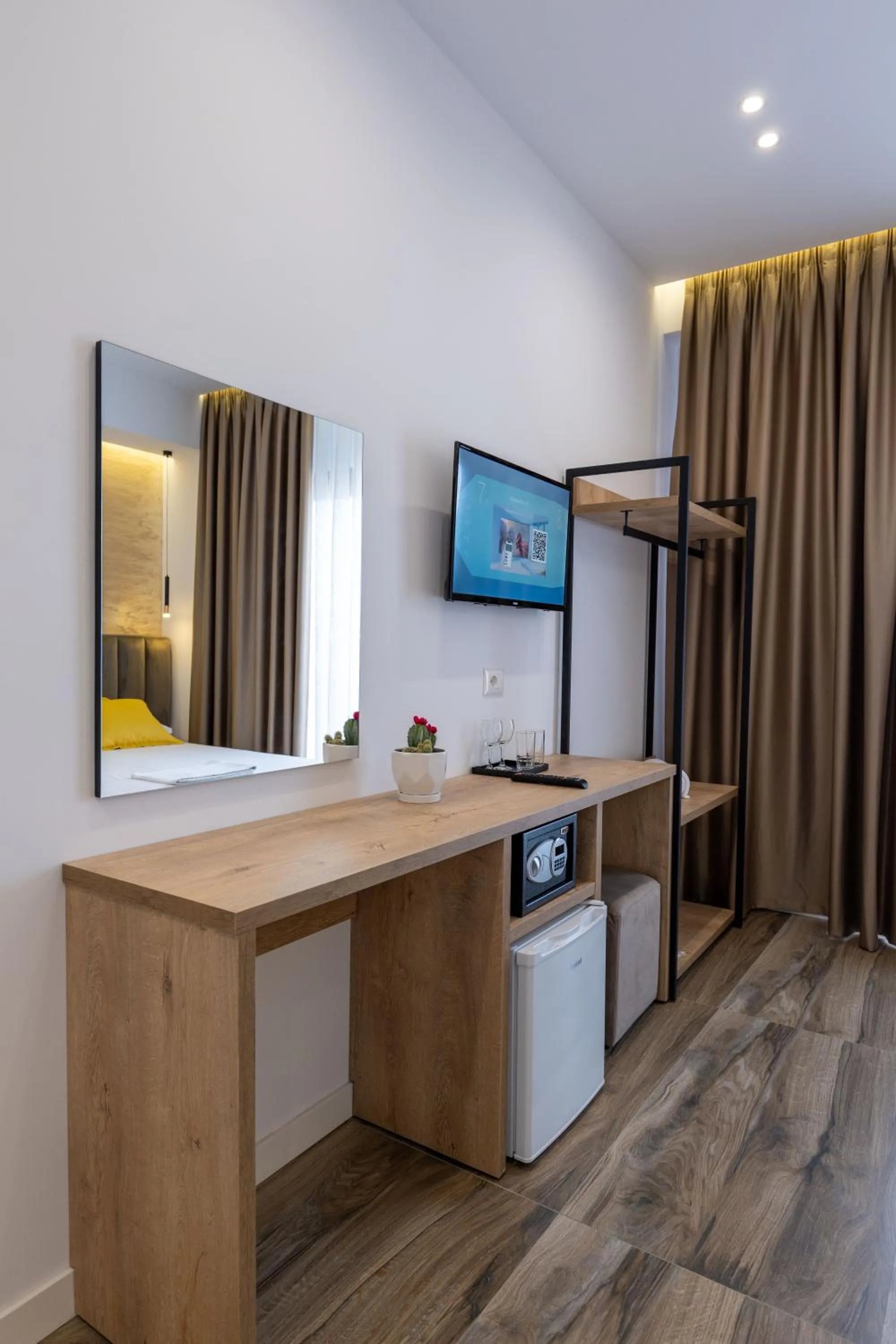 TV and multimedia in Hotel Flori